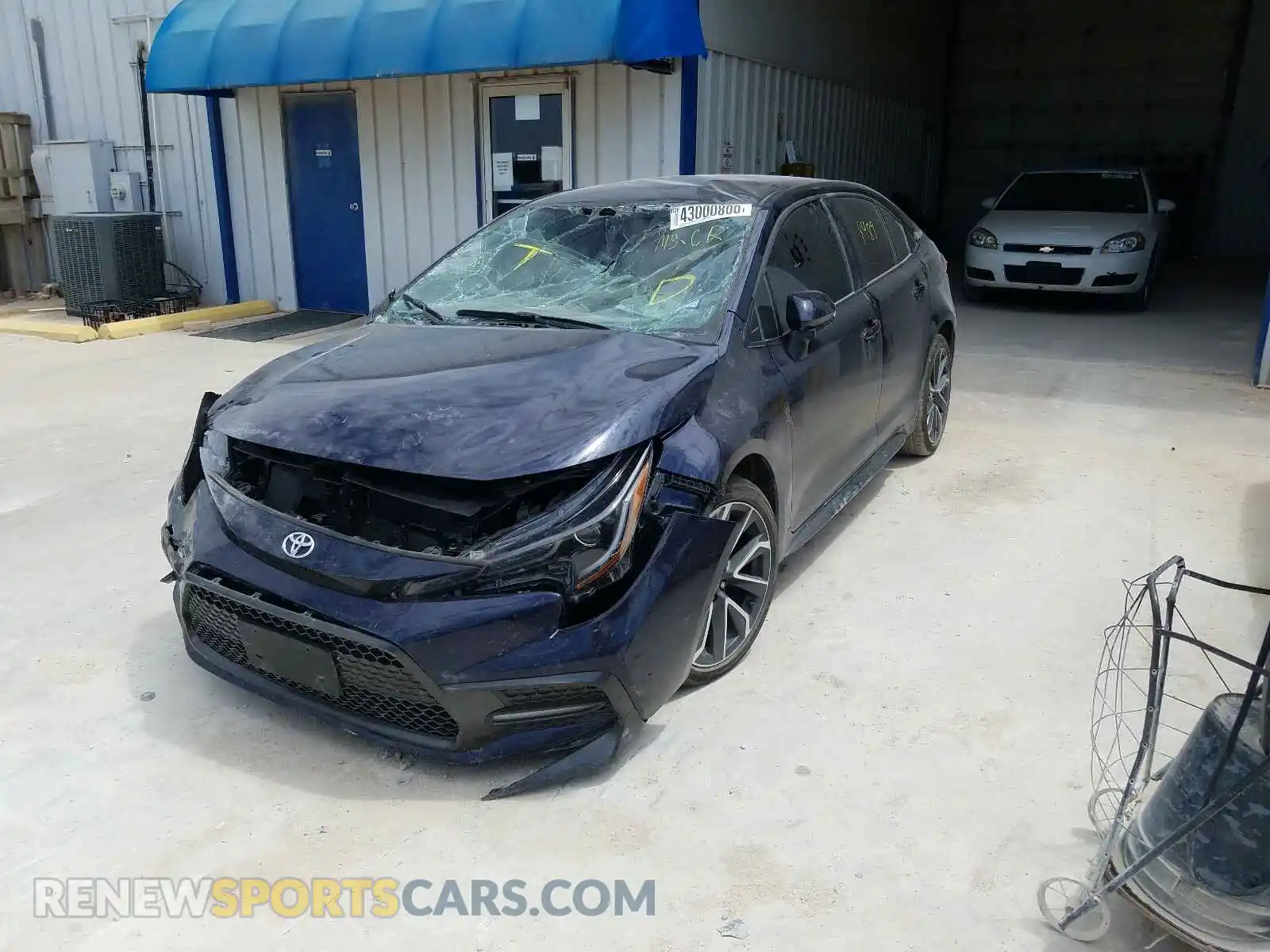 2 Photograph of a damaged car 5YFS4RCE4LP025986 TOYOTA COROLLA 2020