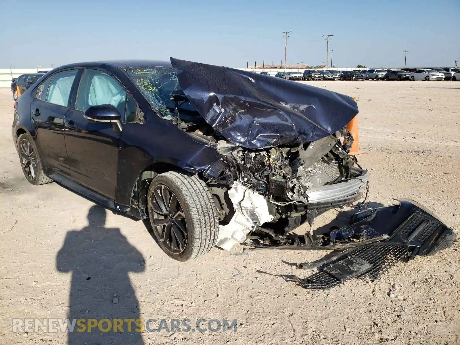 1 Photograph of a damaged car 5YFS4RCE4LP026233 TOYOTA COROLLA 2020