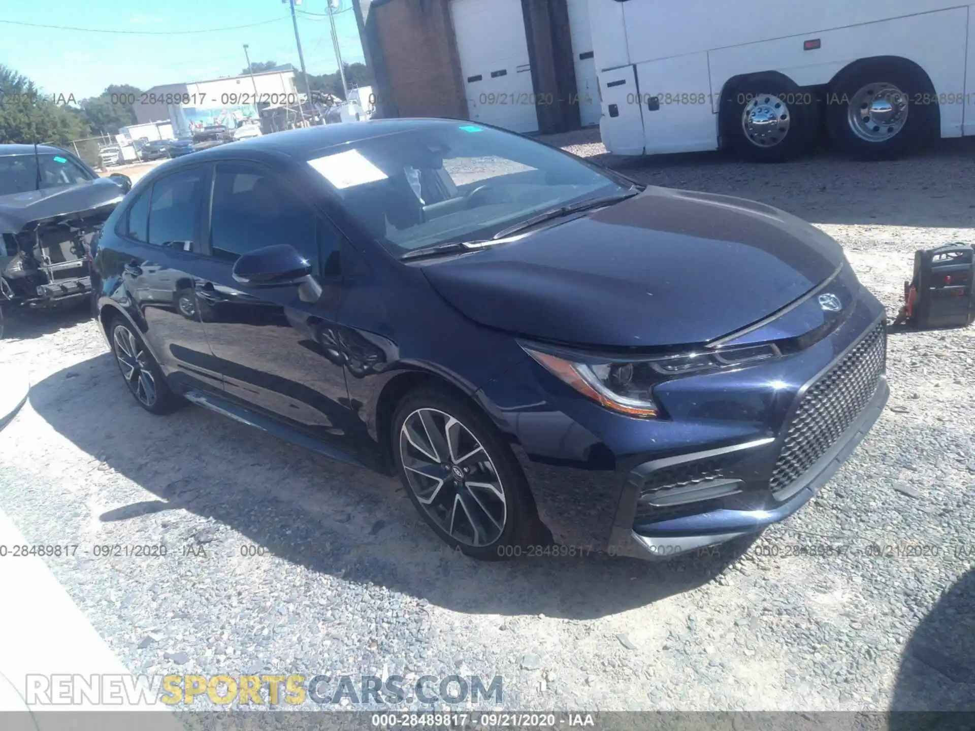 1 Photograph of a damaged car 5YFS4RCE4LP032646 TOYOTA COROLLA 2020