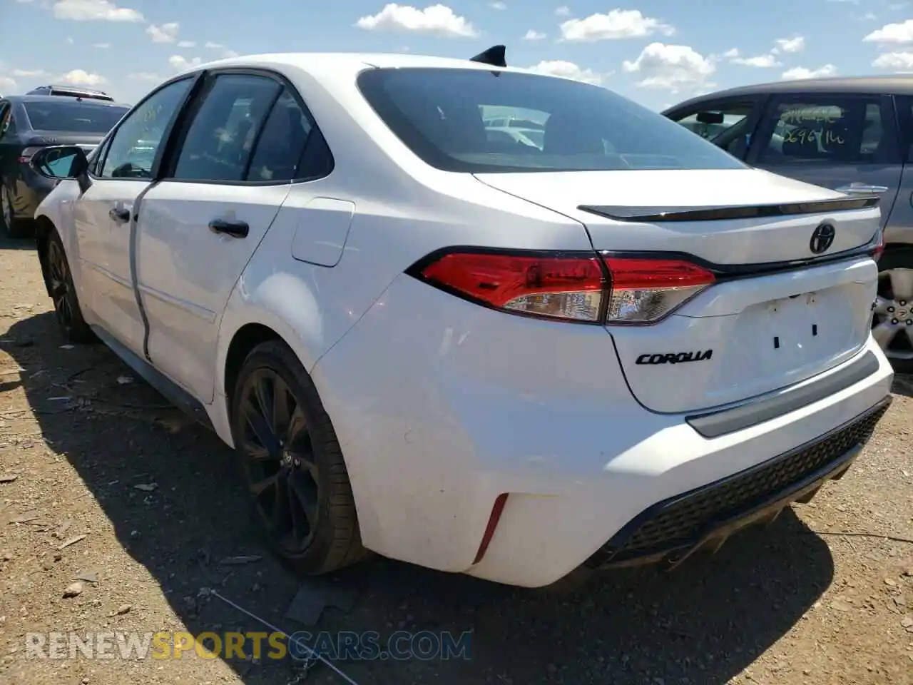 3 Photograph of a damaged car 5YFS4RCE4LP034851 TOYOTA COROLLA 2020
