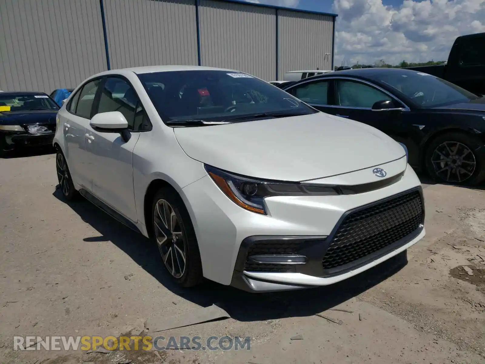 1 Photograph of a damaged car 5YFS4RCE4LP047325 TOYOTA COROLLA 2020