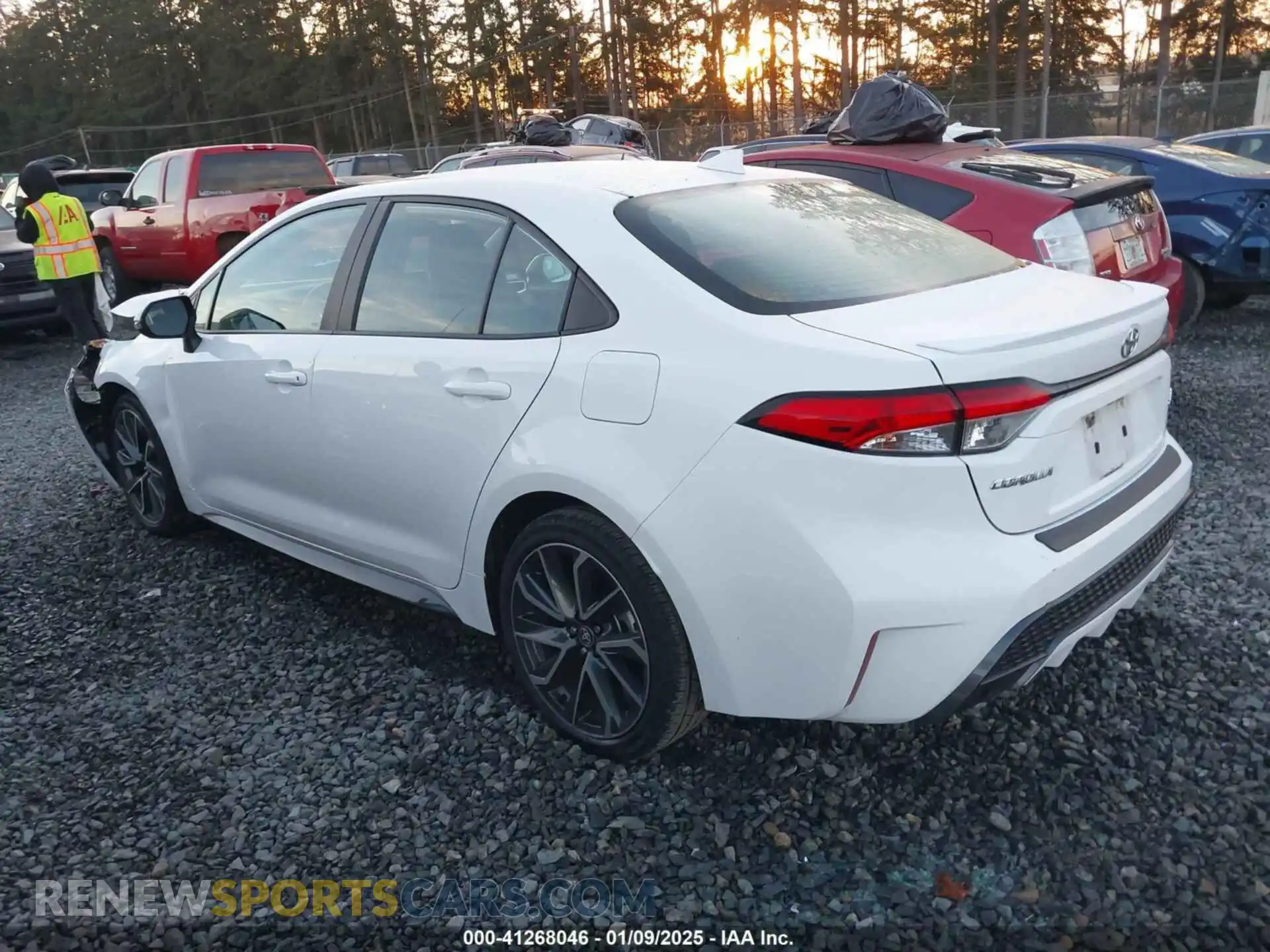 3 Photograph of a damaged car 5YFS4RCE5LP011501 TOYOTA COROLLA 2020