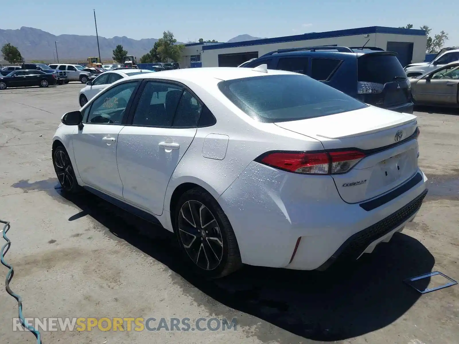 3 Photograph of a damaged car 5YFS4RCE5LP020361 TOYOTA COROLLA 2020