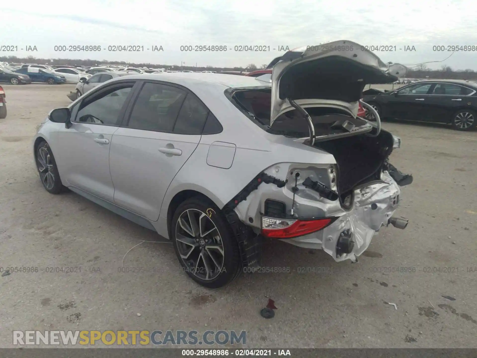 3 Photograph of a damaged car 5YFS4RCE5LP022966 TOYOTA COROLLA 2020