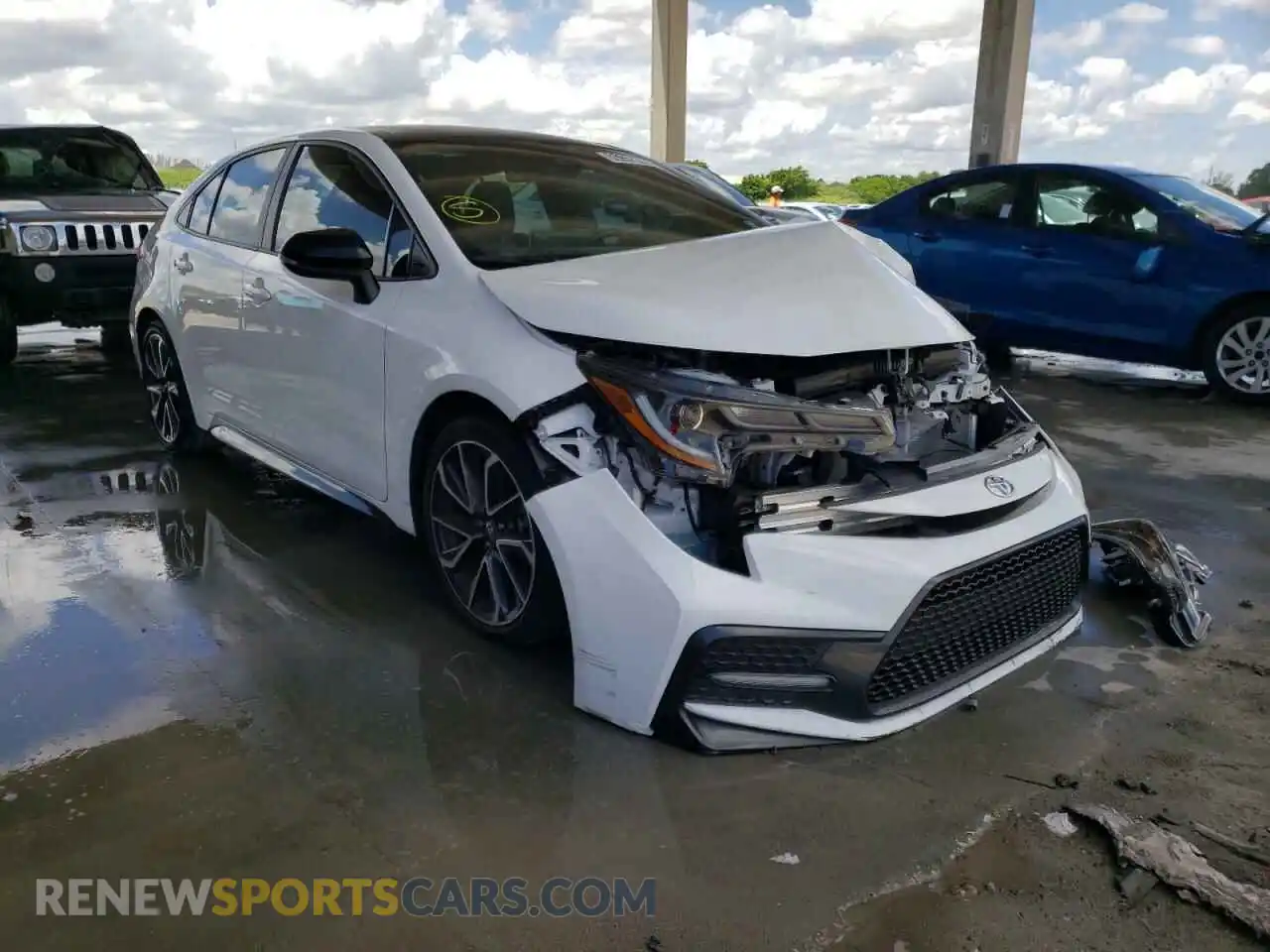1 Photograph of a damaged car 5YFS4RCE5LP023020 TOYOTA COROLLA 2020