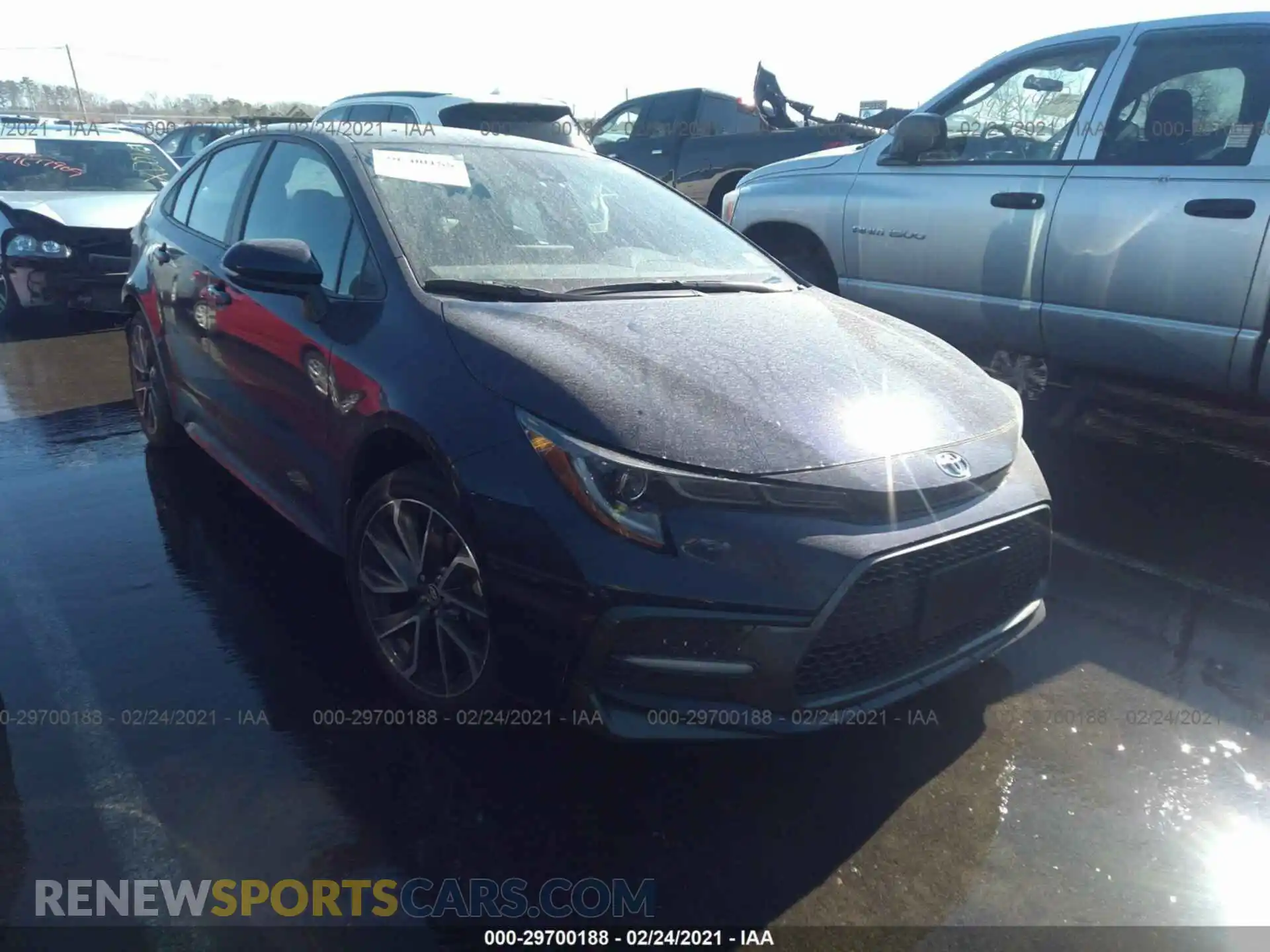 1 Photograph of a damaged car 5YFS4RCE5LP027536 TOYOTA COROLLA 2020