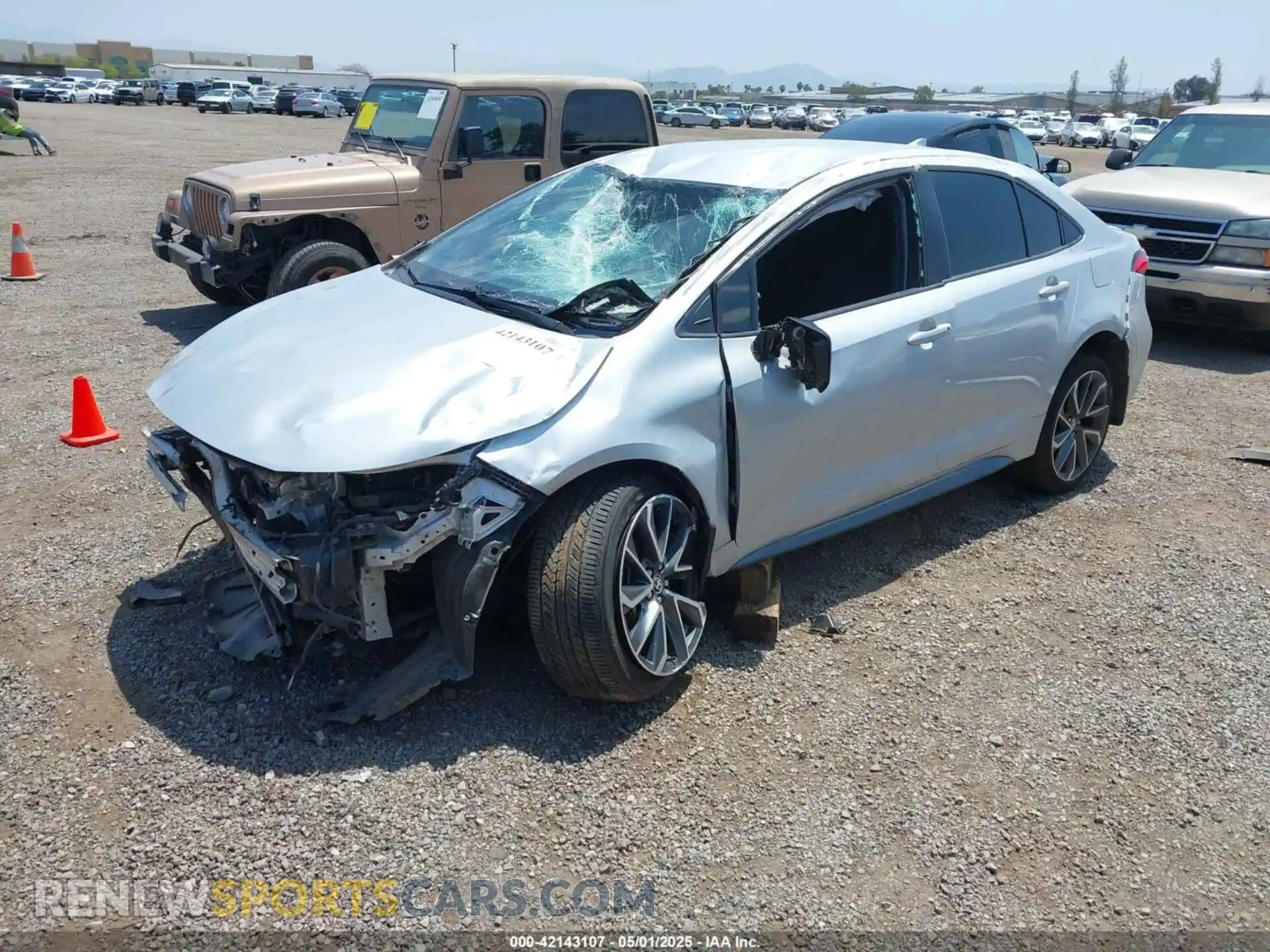 2 Photograph of a damaged car 5YFS4RCE5LP034504 TOYOTA COROLLA 2020