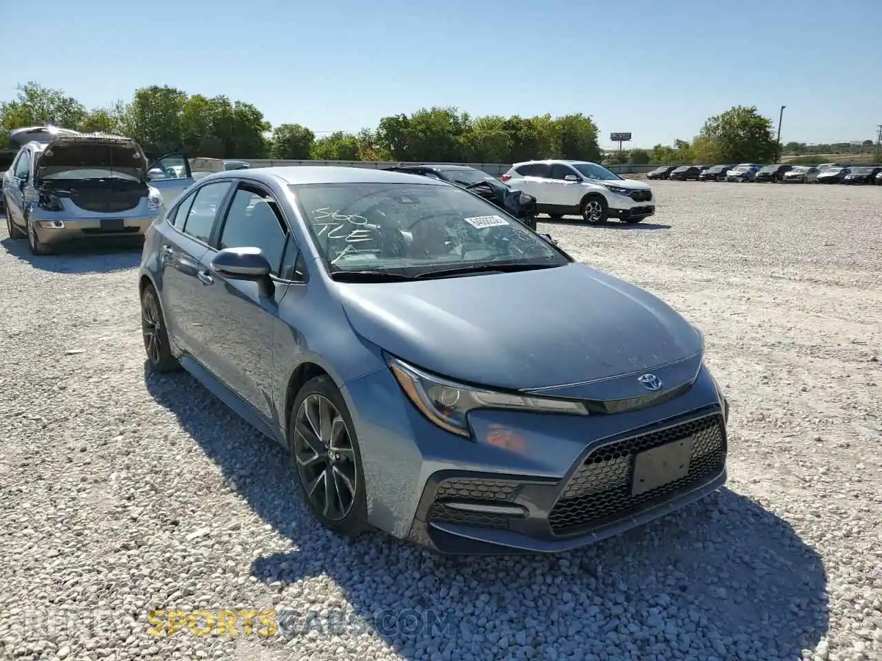 1 Photograph of a damaged car 5YFS4RCE5LP034583 TOYOTA COROLLA 2020