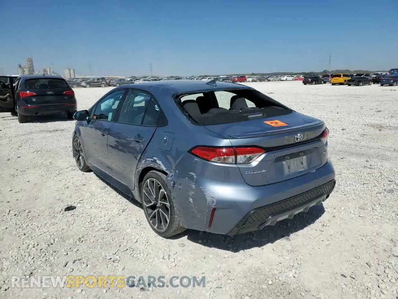 3 Photograph of a damaged car 5YFS4RCE5LP034583 TOYOTA COROLLA 2020