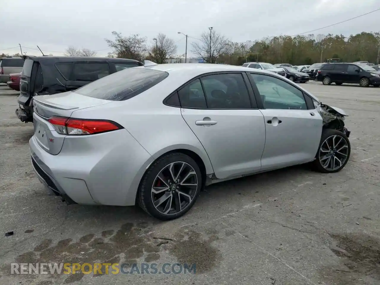 3 Photograph of a damaged car 5YFS4RCE5LP043249 TOYOTA COROLLA 2020