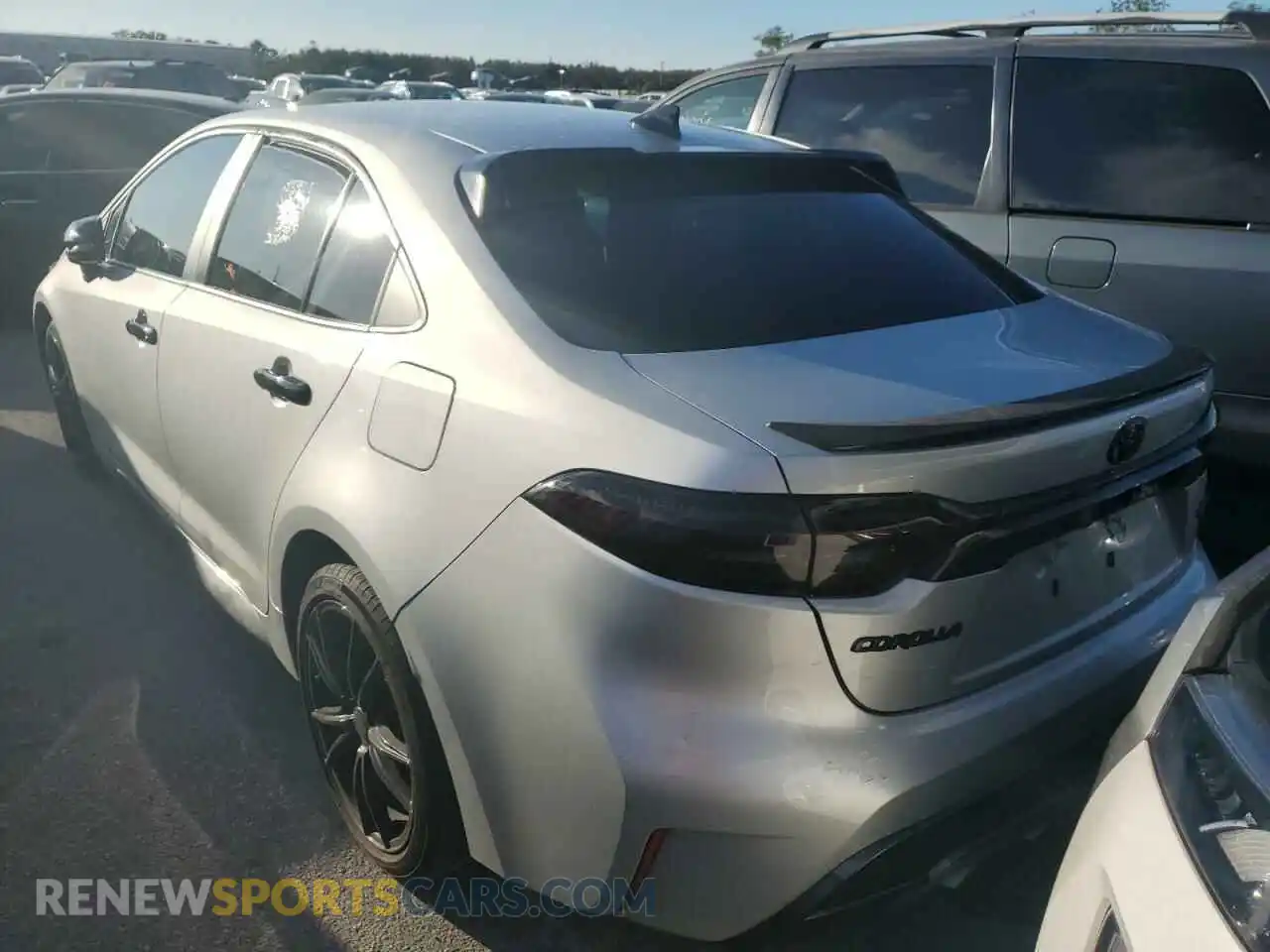 3 Photograph of a damaged car 5YFS4RCE5LP048581 TOYOTA COROLLA 2020