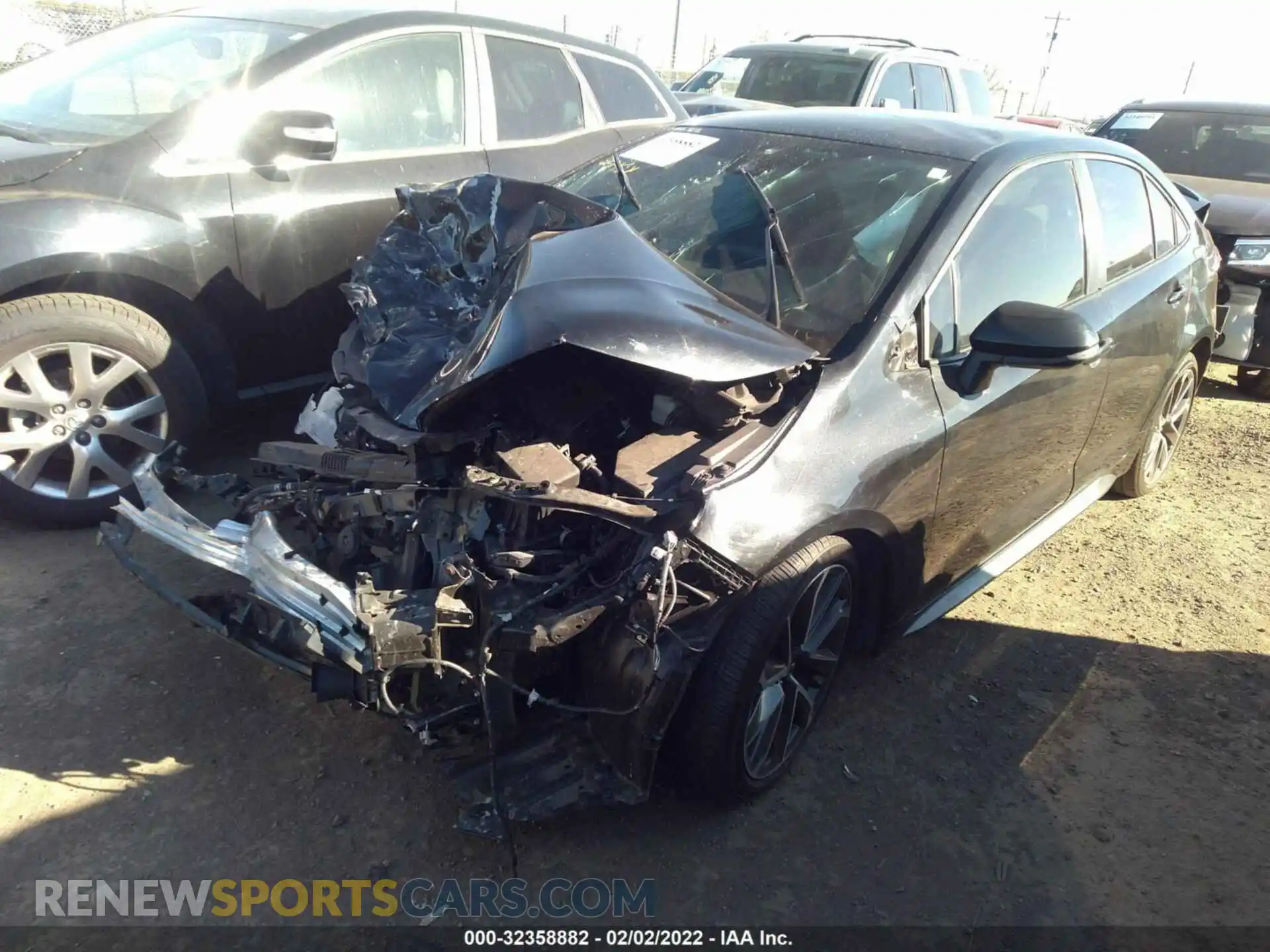 2 Photograph of a damaged car 5YFS4RCE5LP048726 TOYOTA COROLLA 2020