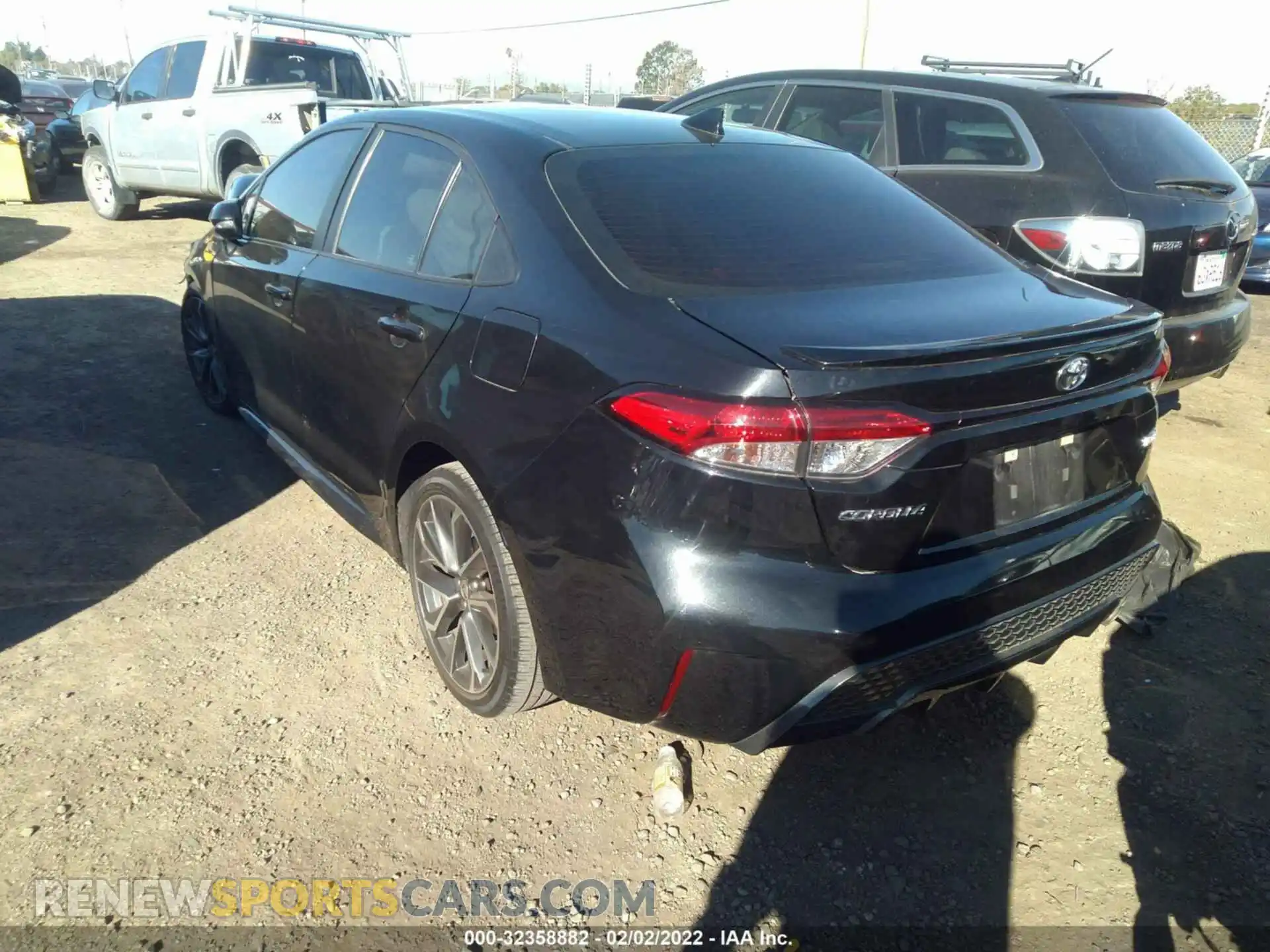 3 Photograph of a damaged car 5YFS4RCE5LP048726 TOYOTA COROLLA 2020