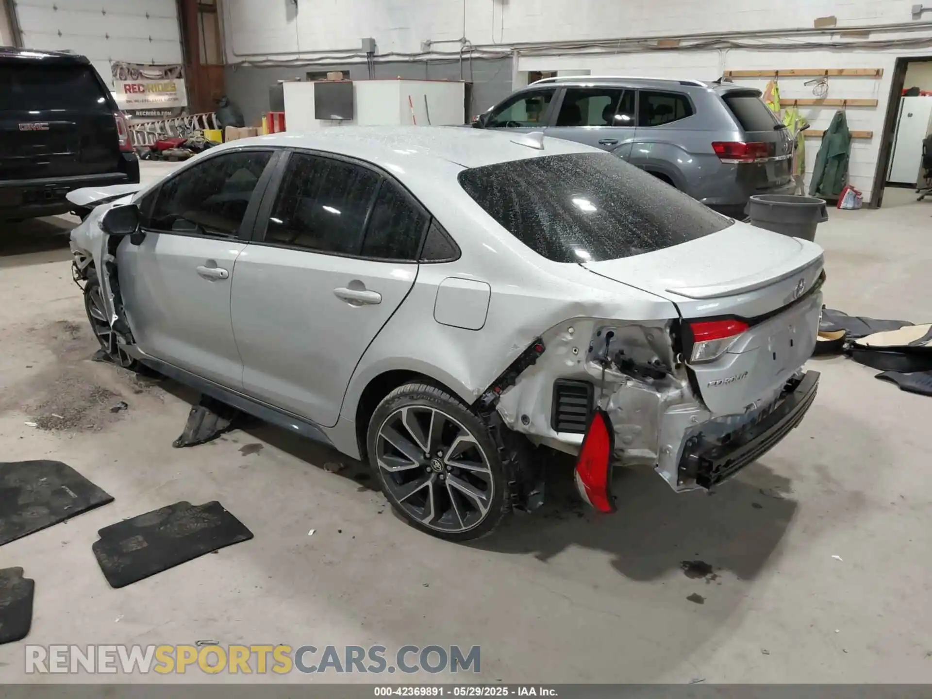 3 fotografías del automóvil dañado 5YFS4RCE5LP052906 TOYOTA COROLLA 2020