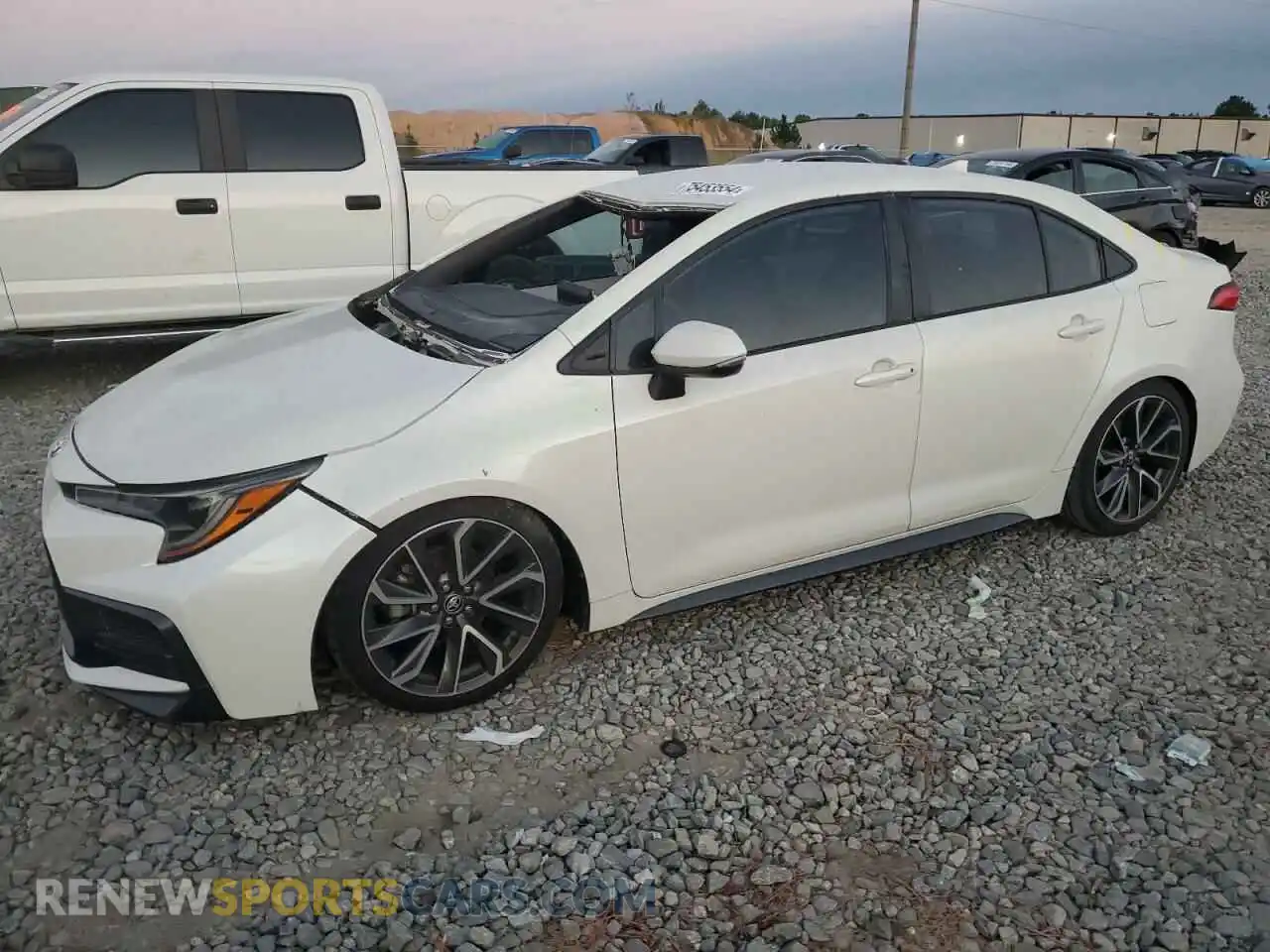 1 Photograph of a damaged car 5YFS4RCE5LP053313 TOYOTA COROLLA 2020