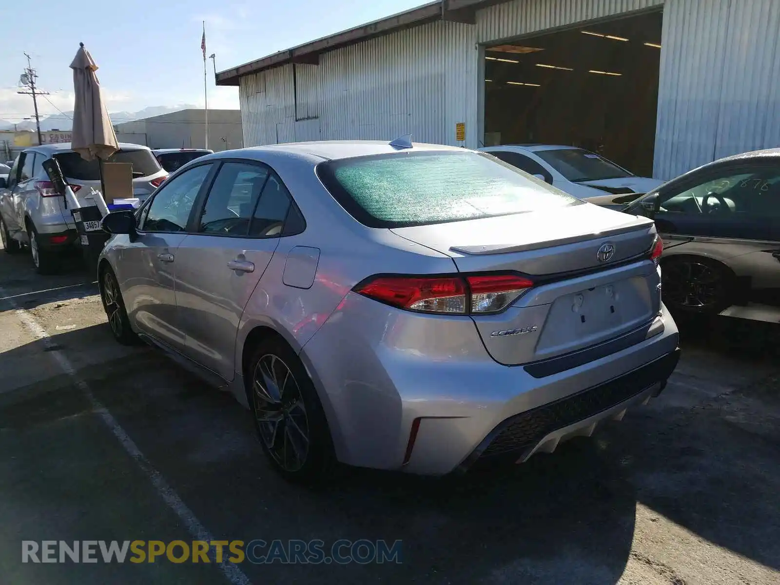 3 Photograph of a damaged car 5YFS4RCE5LP056440 TOYOTA COROLLA 2020