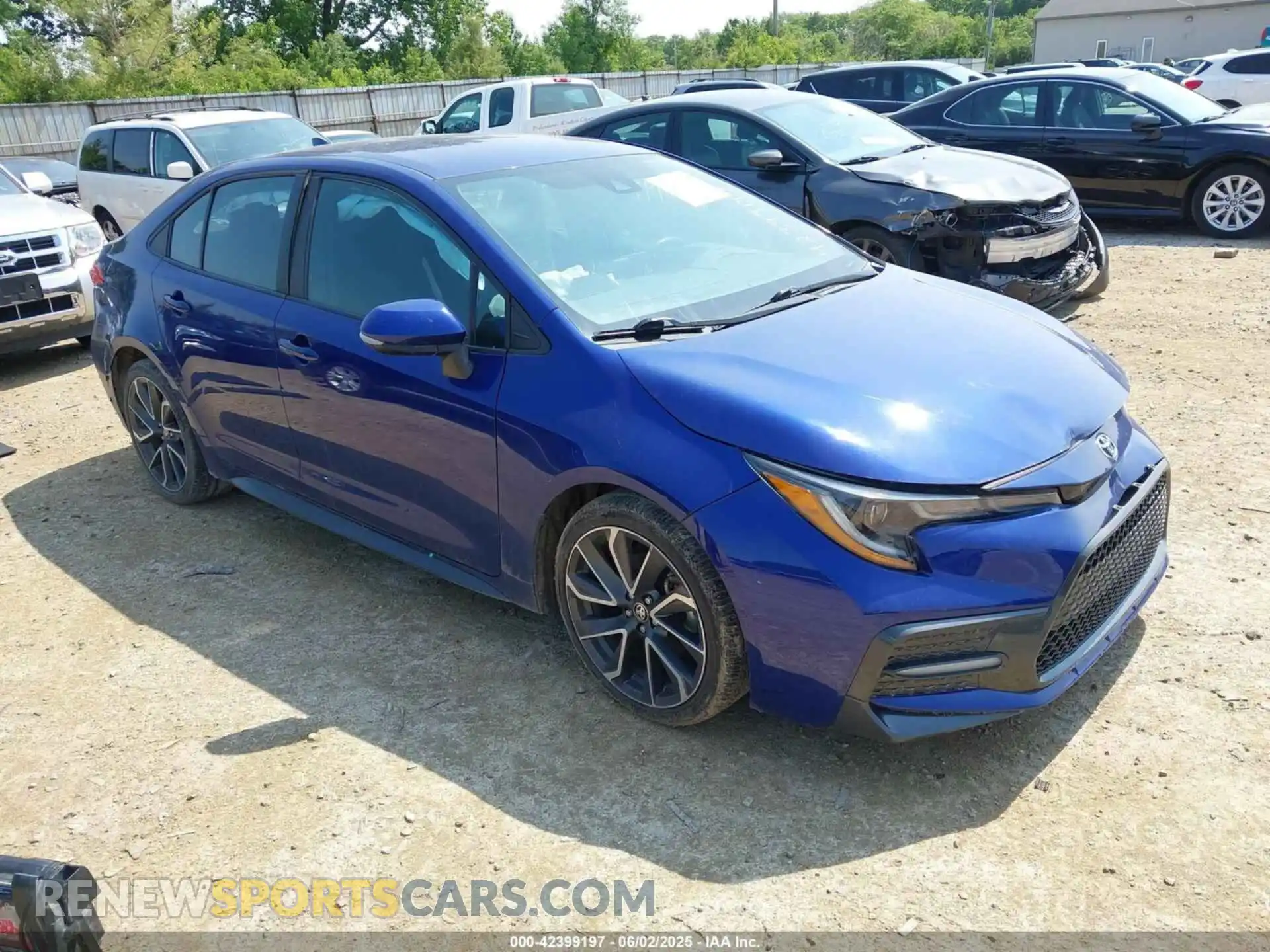 1 Photograph of a damaged car 5YFS4RCE6LP015542 TOYOTA COROLLA 2020