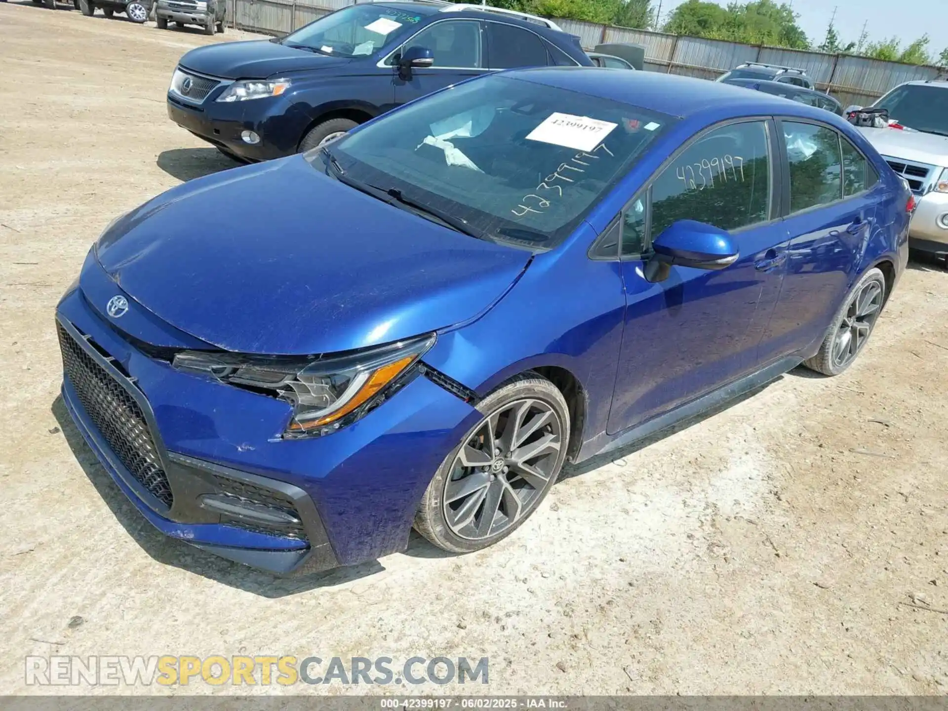 2 Photograph of a damaged car 5YFS4RCE6LP015542 TOYOTA COROLLA 2020
