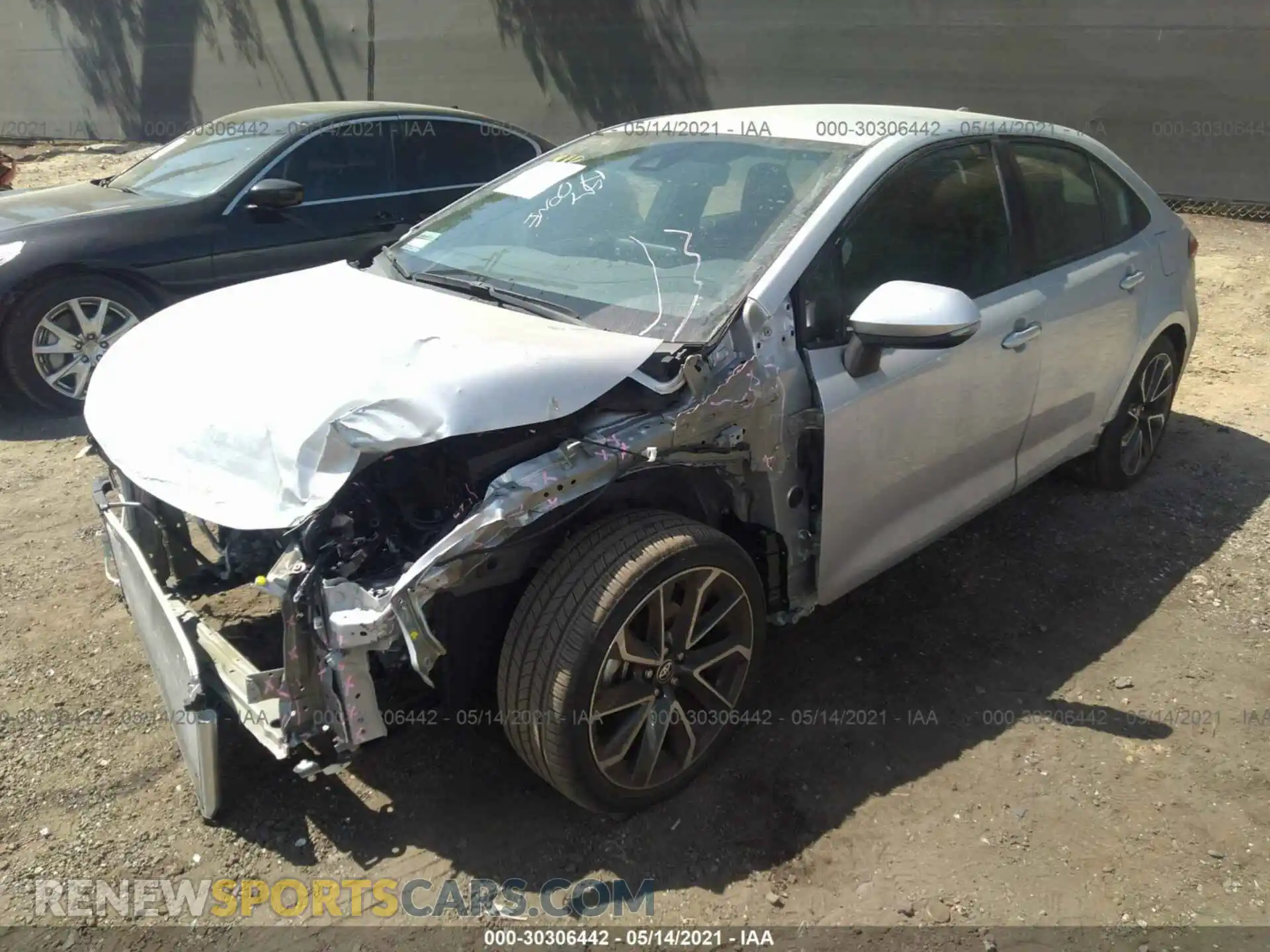 2 Photograph of a damaged car 5YFS4RCE6LP029425 TOYOTA COROLLA 2020