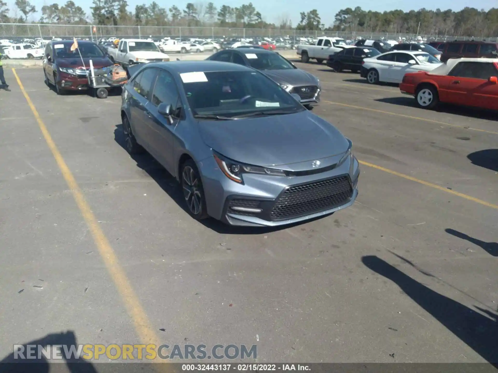1 Photograph of a damaged car 5YFS4RCE6LP031921 TOYOTA COROLLA 2020