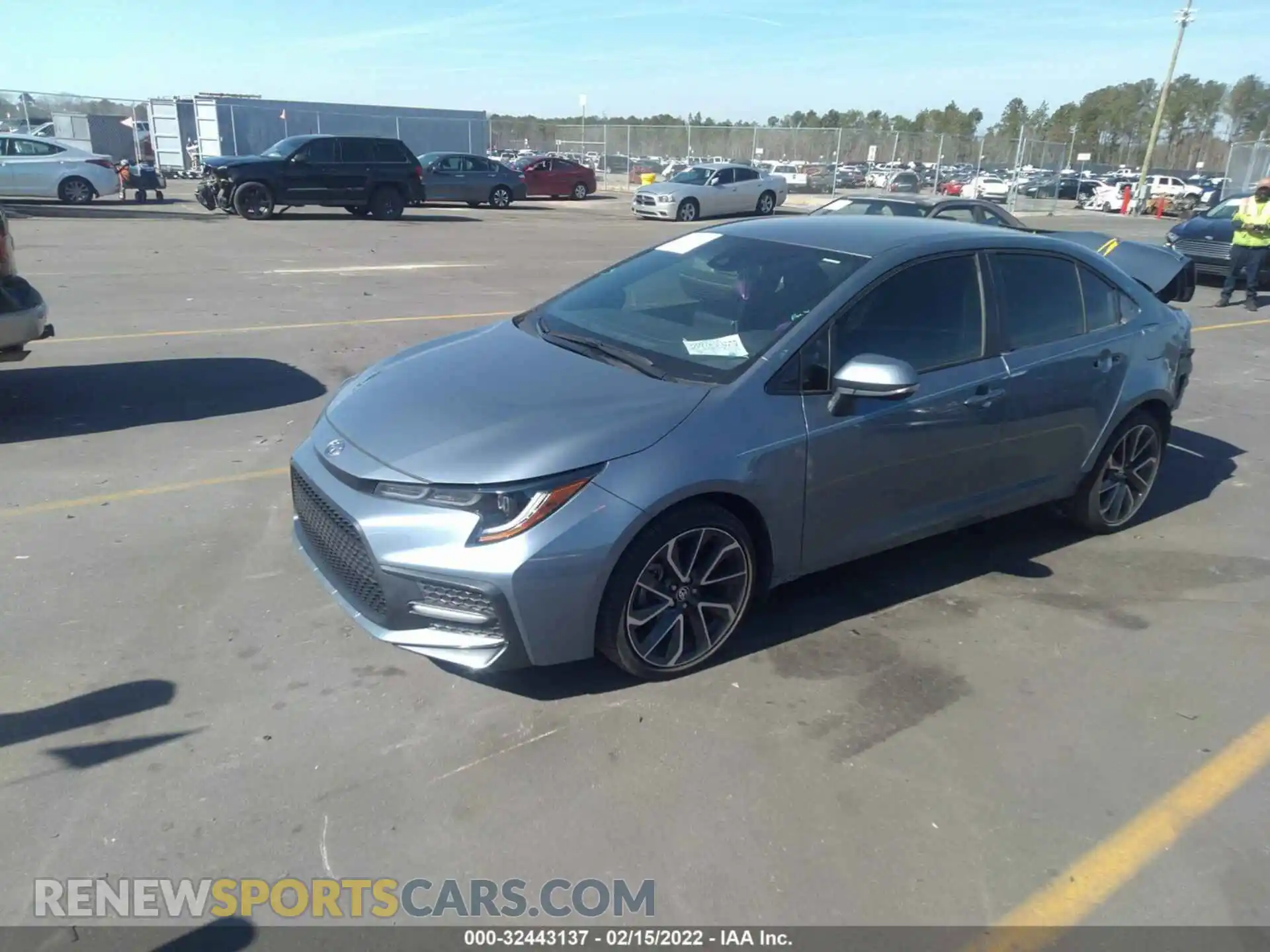 2 Photograph of a damaged car 5YFS4RCE6LP031921 TOYOTA COROLLA 2020