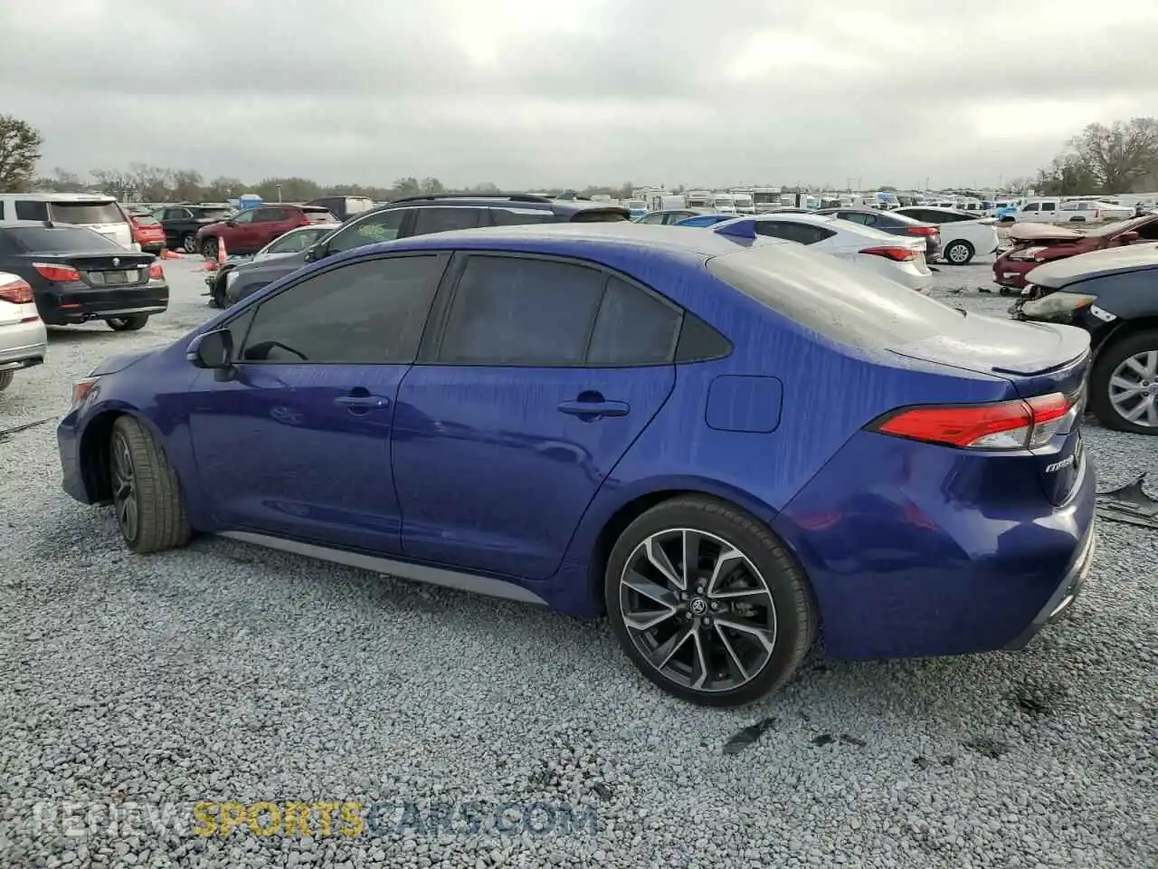 2 Photograph of a damaged car 5YFS4RCE6LP032065 TOYOTA COROLLA 2020