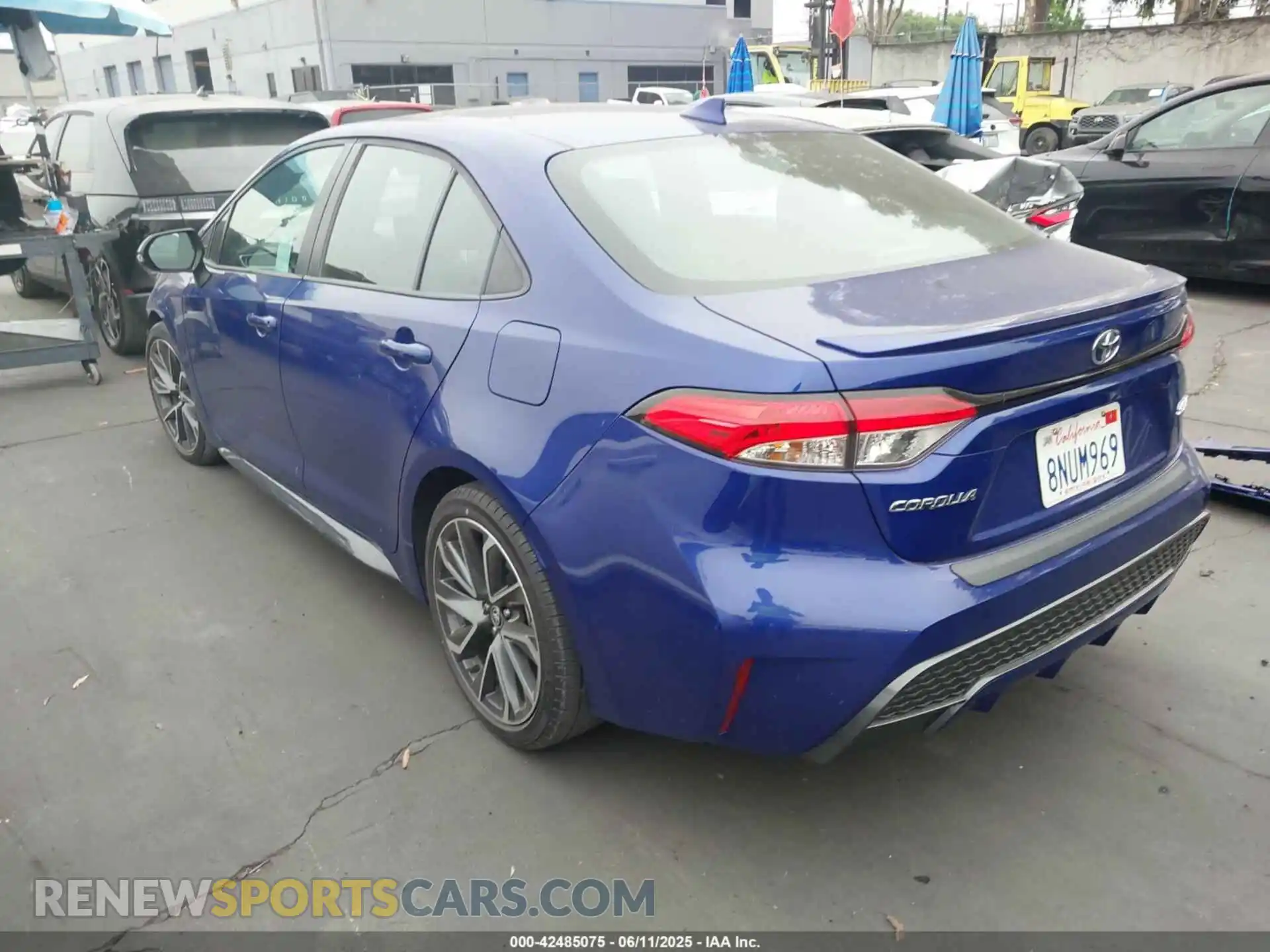 3 Photograph of a damaged car 5YFS4RCE6LP036648 TOYOTA COROLLA 2020