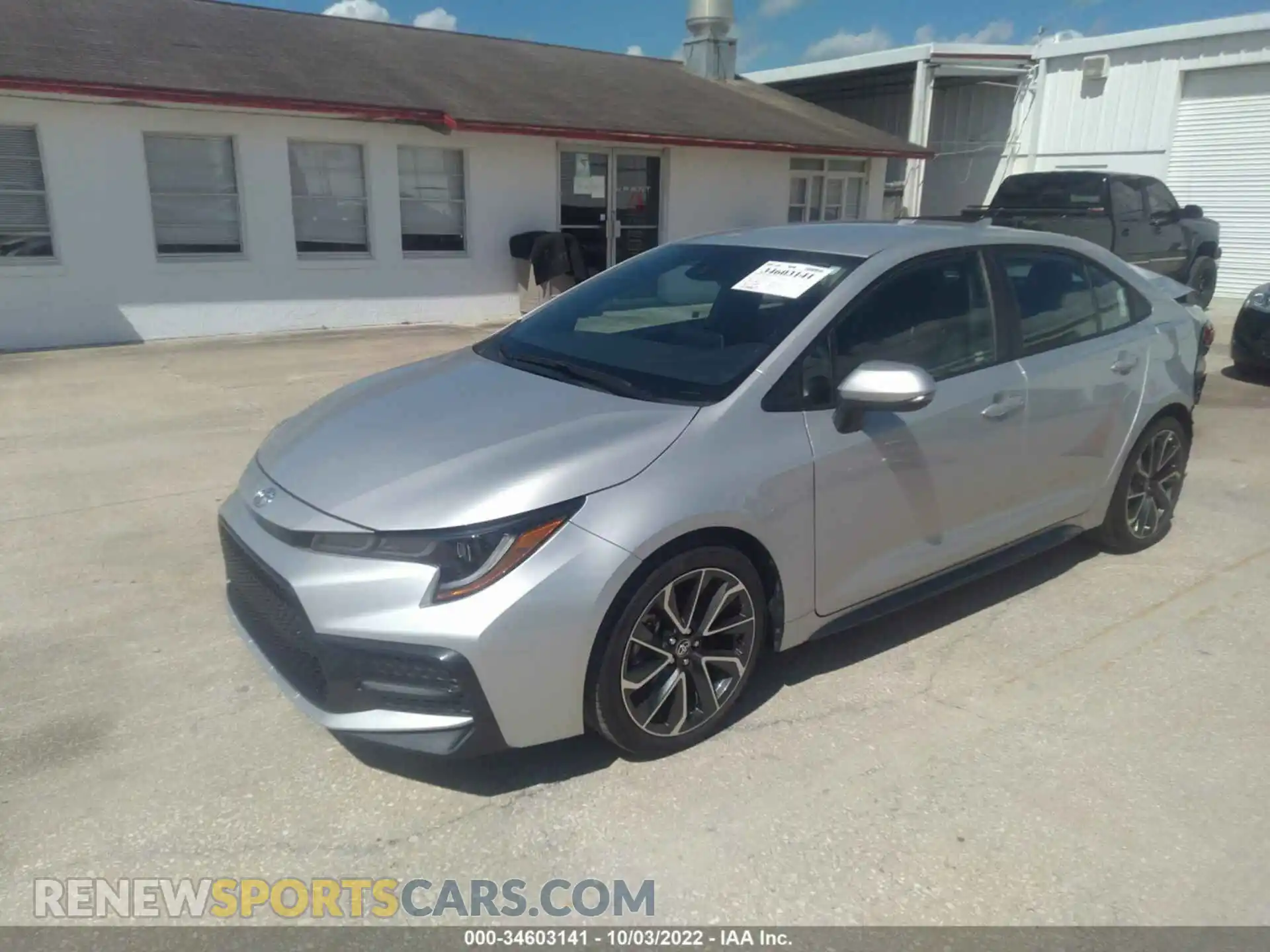 2 Photograph of a damaged car 5YFS4RCE6LP036665 TOYOTA COROLLA 2020