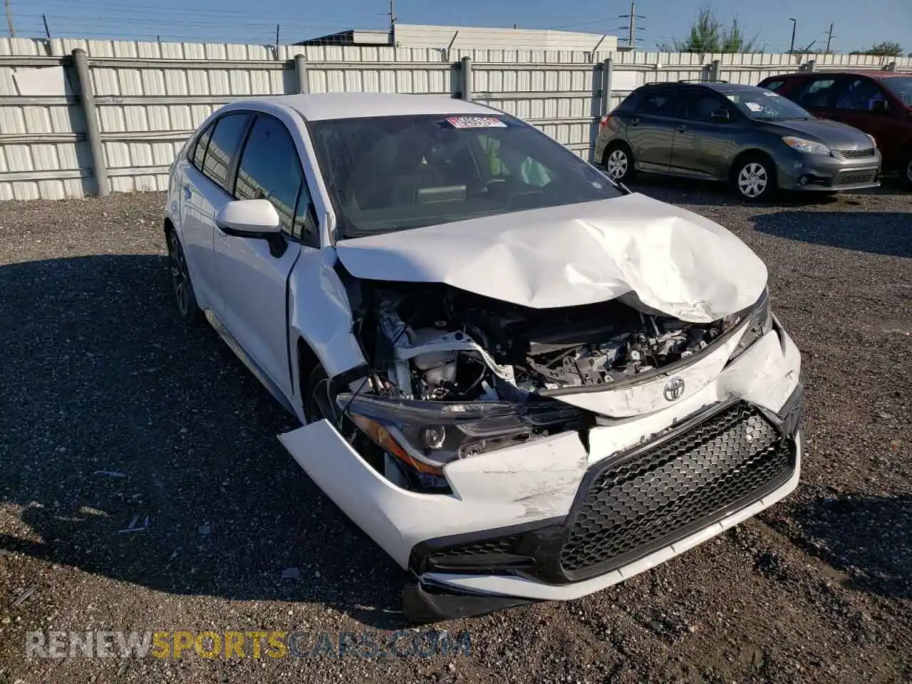 1 Photograph of a damaged car 5YFS4RCE6LP037556 TOYOTA COROLLA 2020