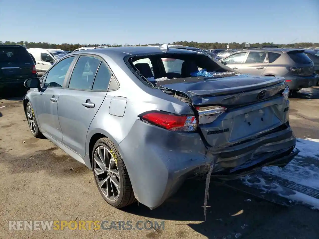 3 Photograph of a damaged car 5YFS4RCE6LP039596 TOYOTA COROLLA 2020