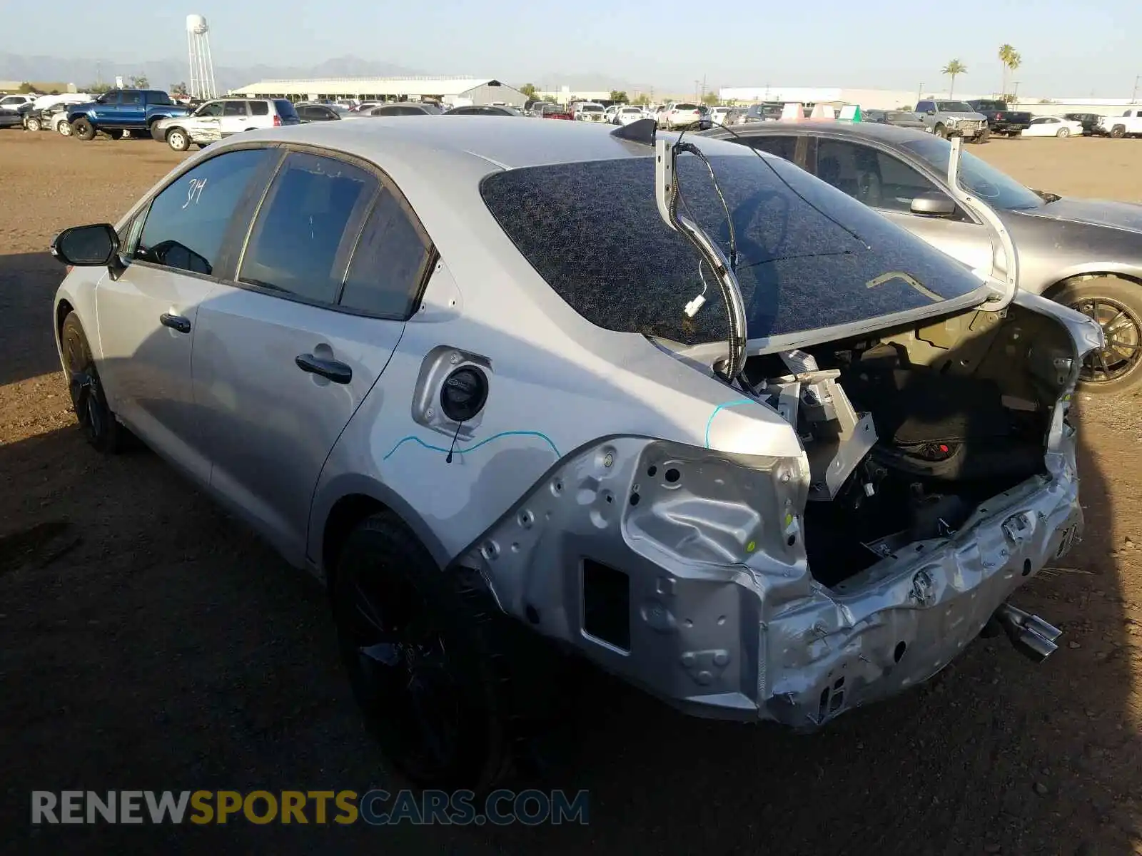 3 Photograph of a damaged car 5YFS4RCE6LP046824 TOYOTA COROLLA 2020
