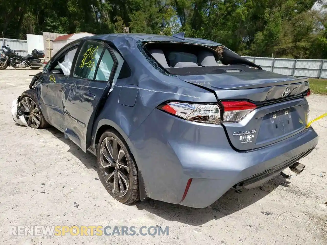 3 Photograph of a damaged car 5YFS4RCE6LP048816 TOYOTA COROLLA 2020