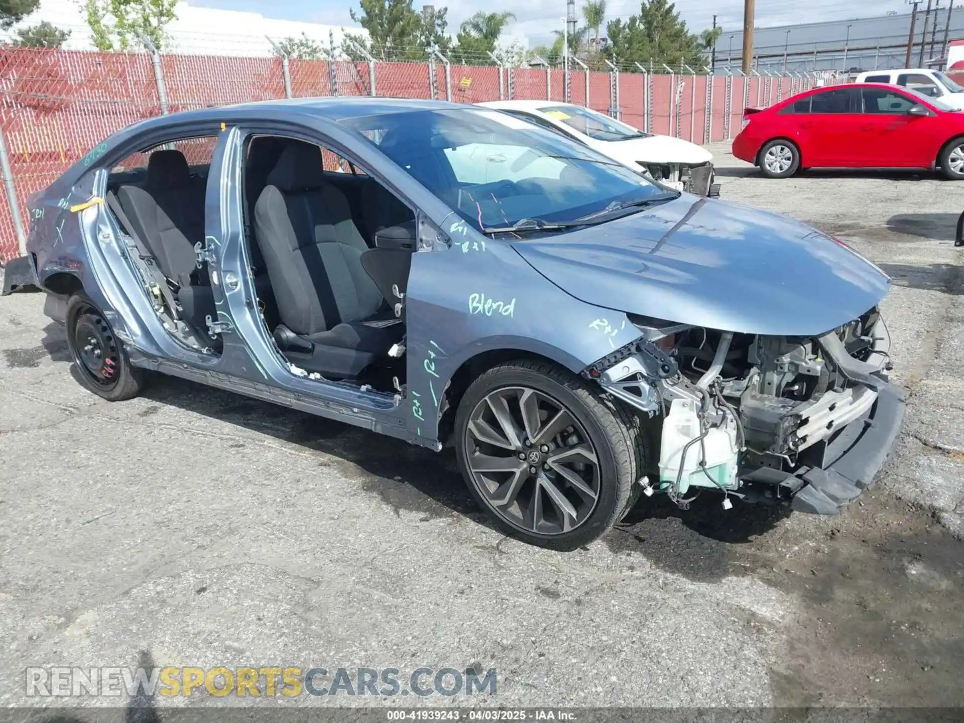 1 Photograph of a damaged car 5YFS4RCE6LP052056 TOYOTA COROLLA 2020