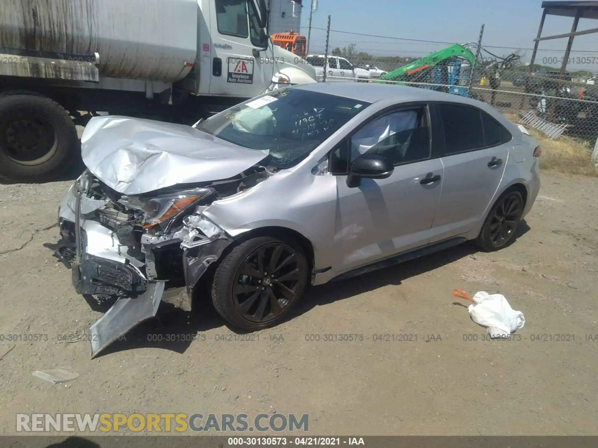 2 Photograph of a damaged car 5YFS4RCE6LP055006 TOYOTA COROLLA 2020
