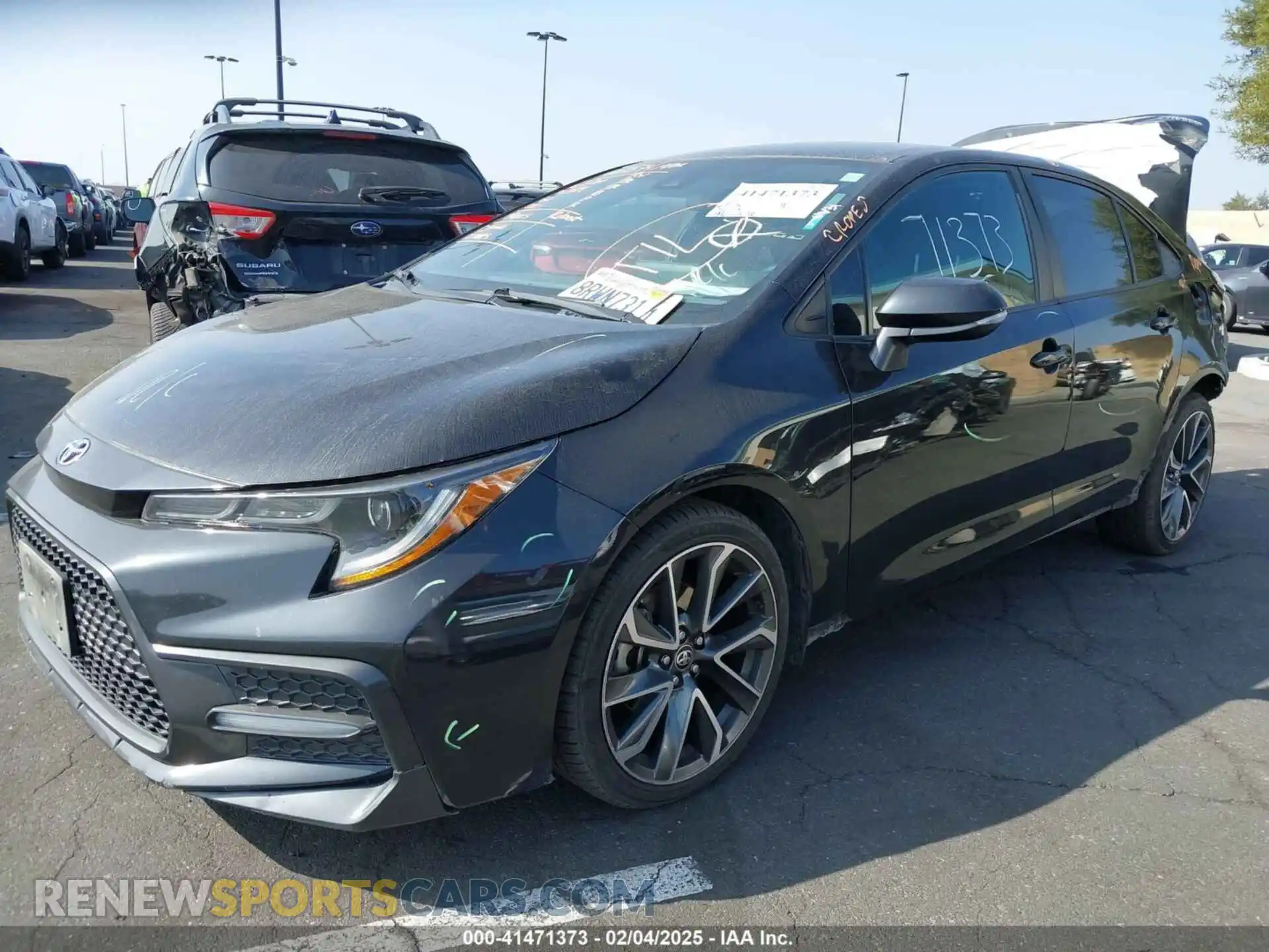 2 Photograph of a damaged car 5YFS4RCE6LP056687 TOYOTA COROLLA 2020