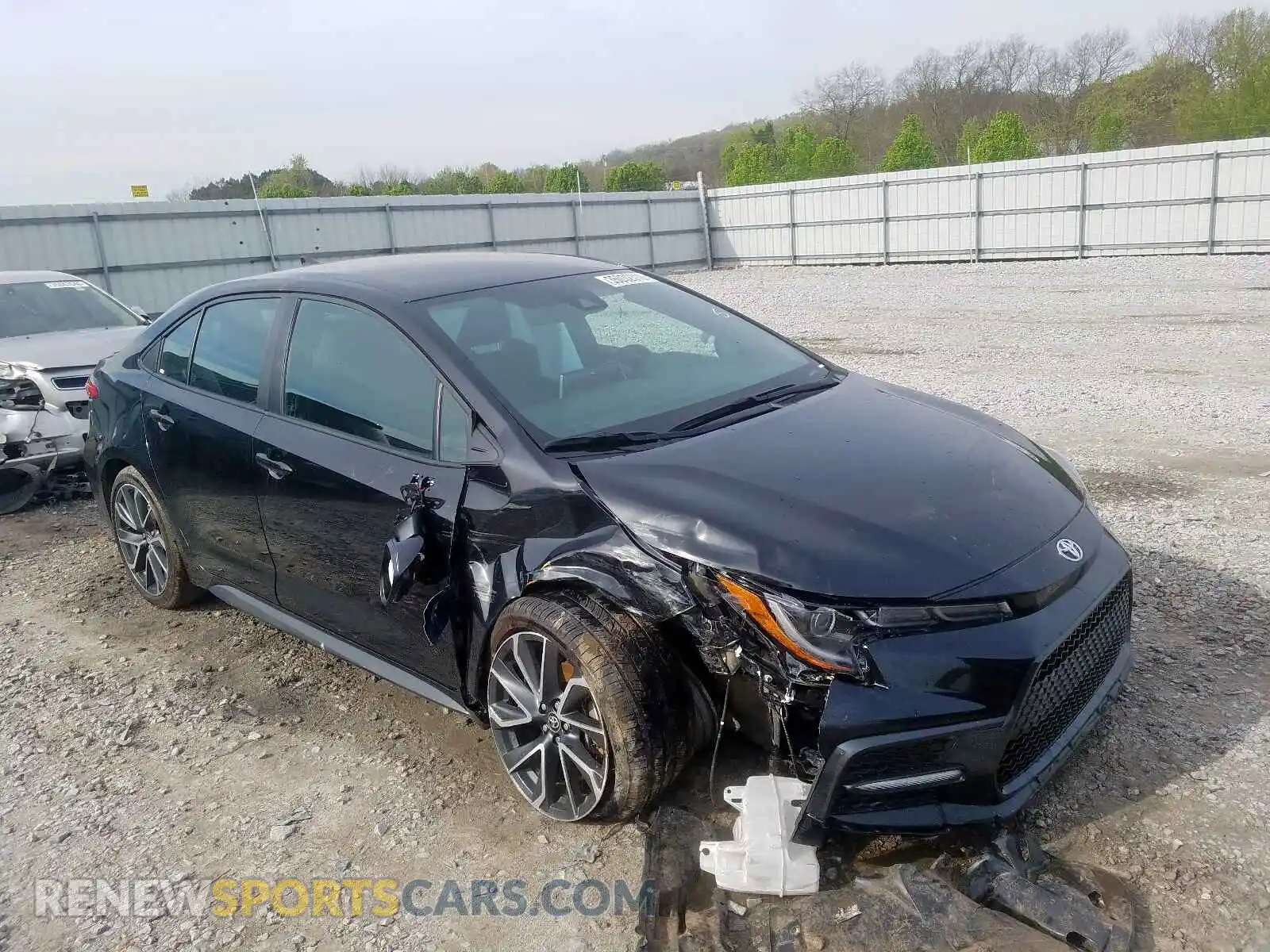 1 Photograph of a damaged car 5YFS4RCE7LP016036 TOYOTA COROLLA 2020