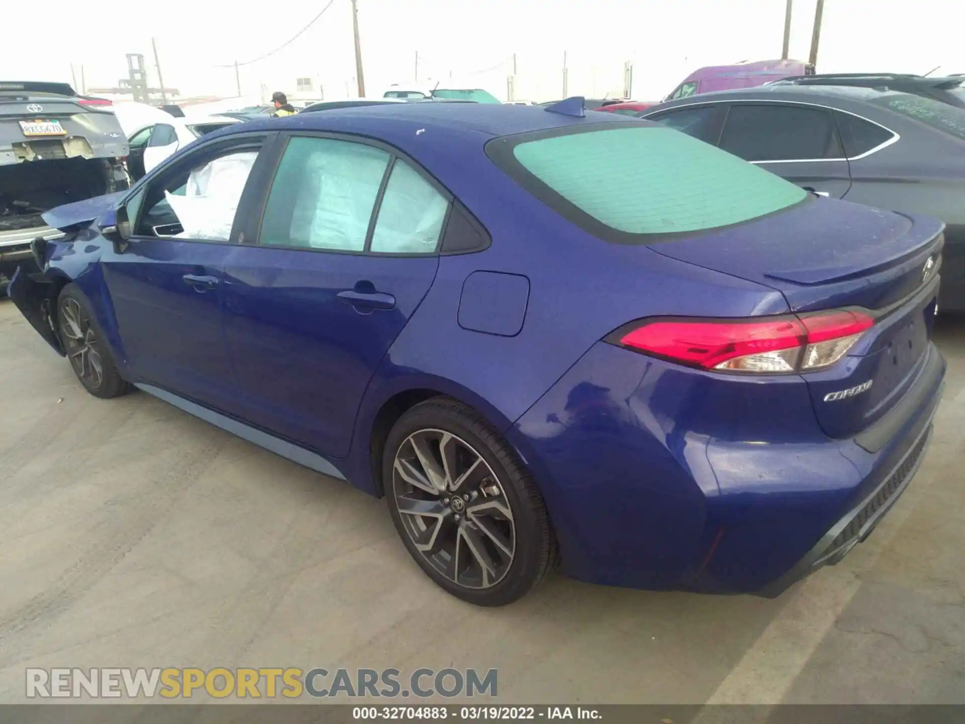 3 Photograph of a damaged car 5YFS4RCE7LP016117 TOYOTA COROLLA 2020