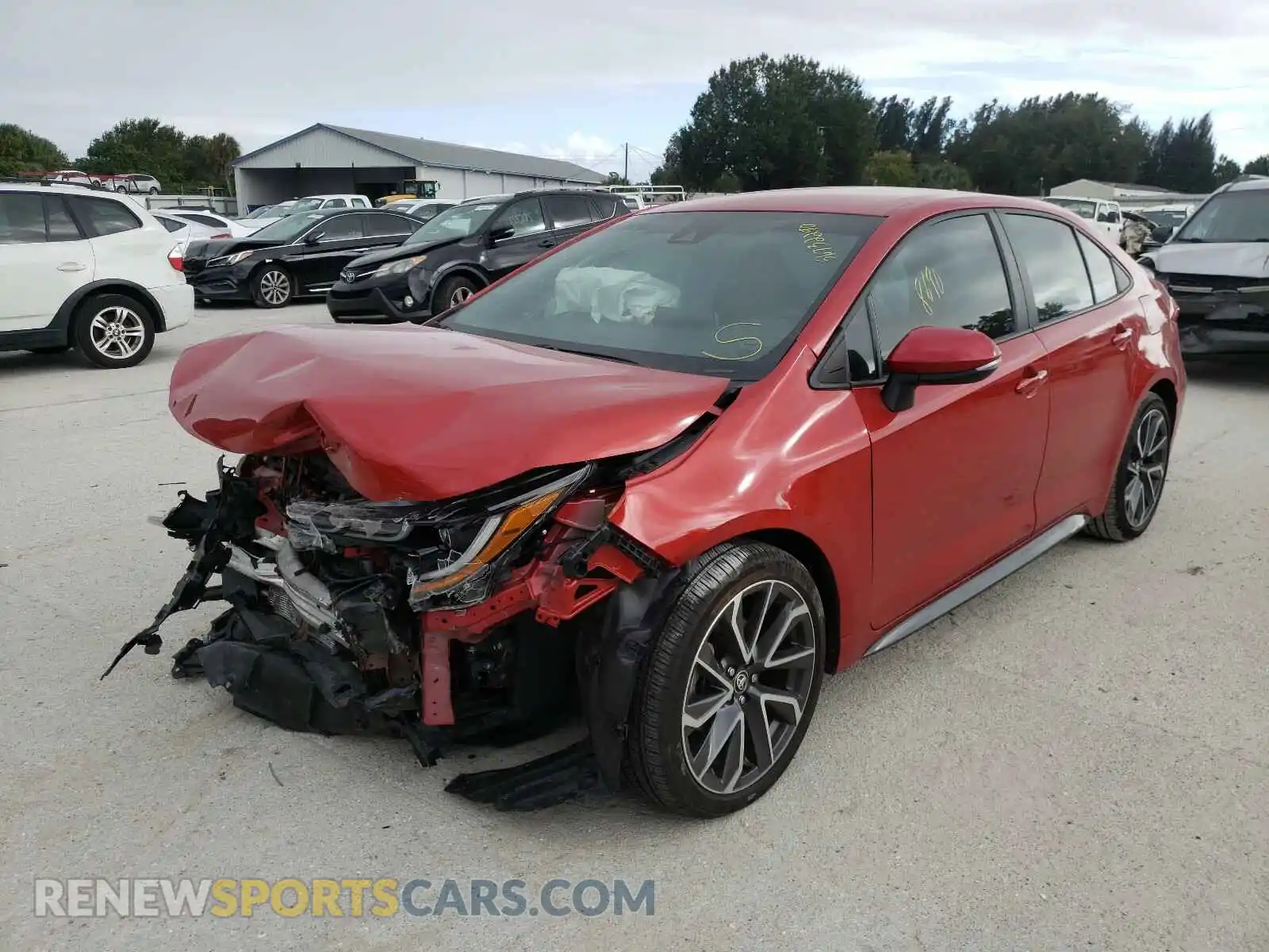 2 fotografías del automóvil dañado 5YFS4RCE7LP023455 TOYOTA COROLLA 2020