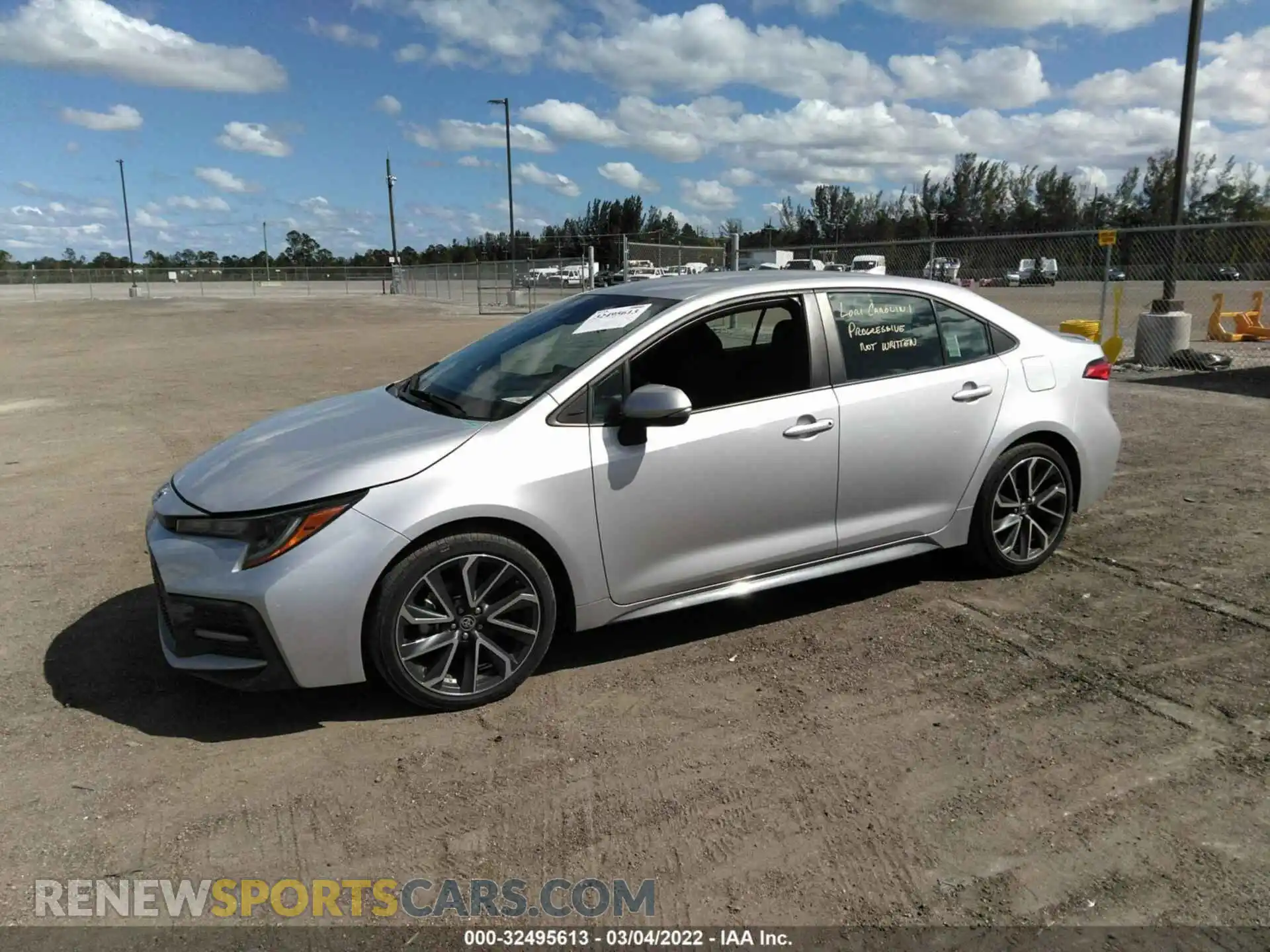 2 Photograph of a damaged car 5YFS4RCE7LP024587 TOYOTA COROLLA 2020