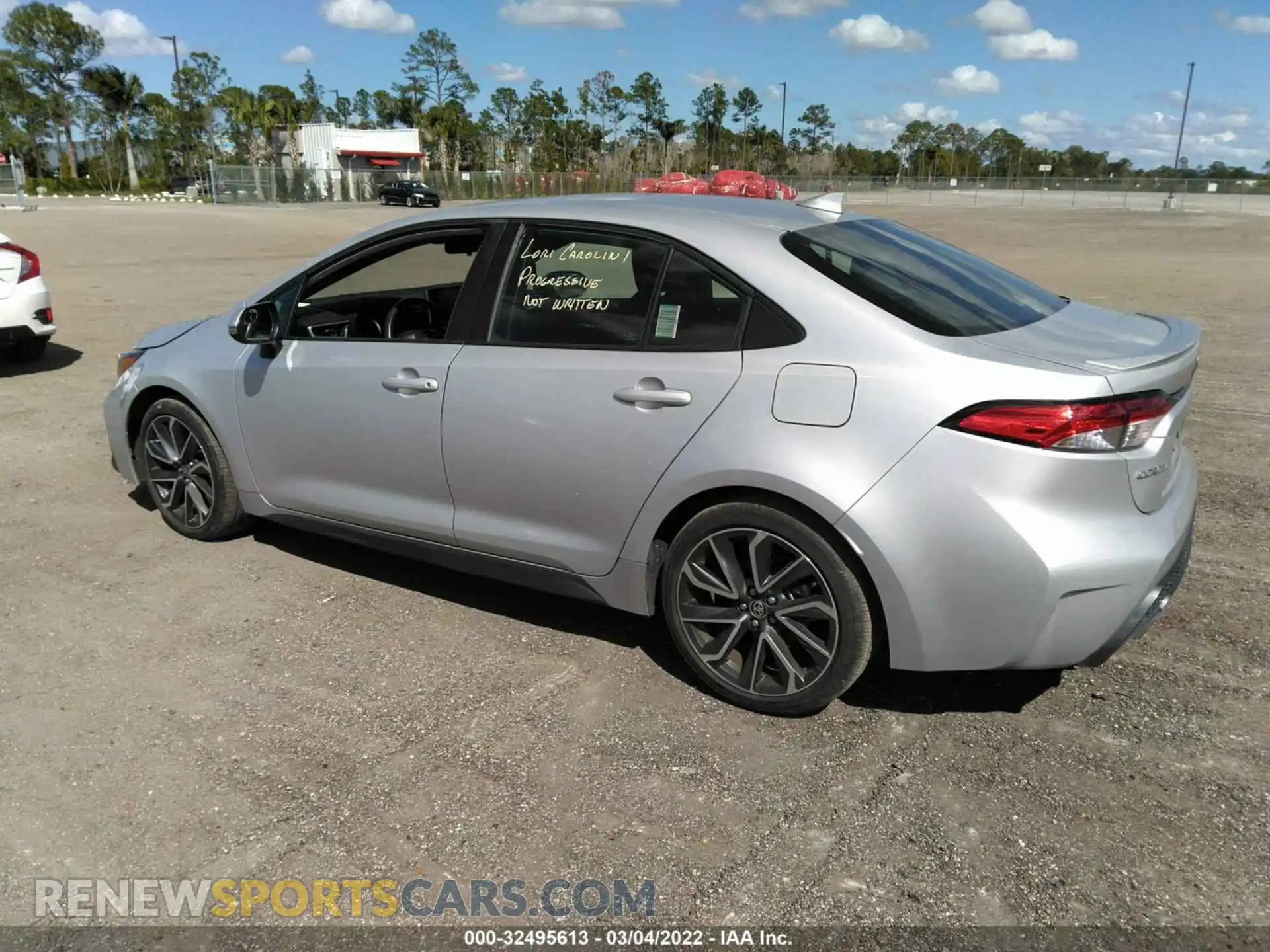3 Photograph of a damaged car 5YFS4RCE7LP024587 TOYOTA COROLLA 2020