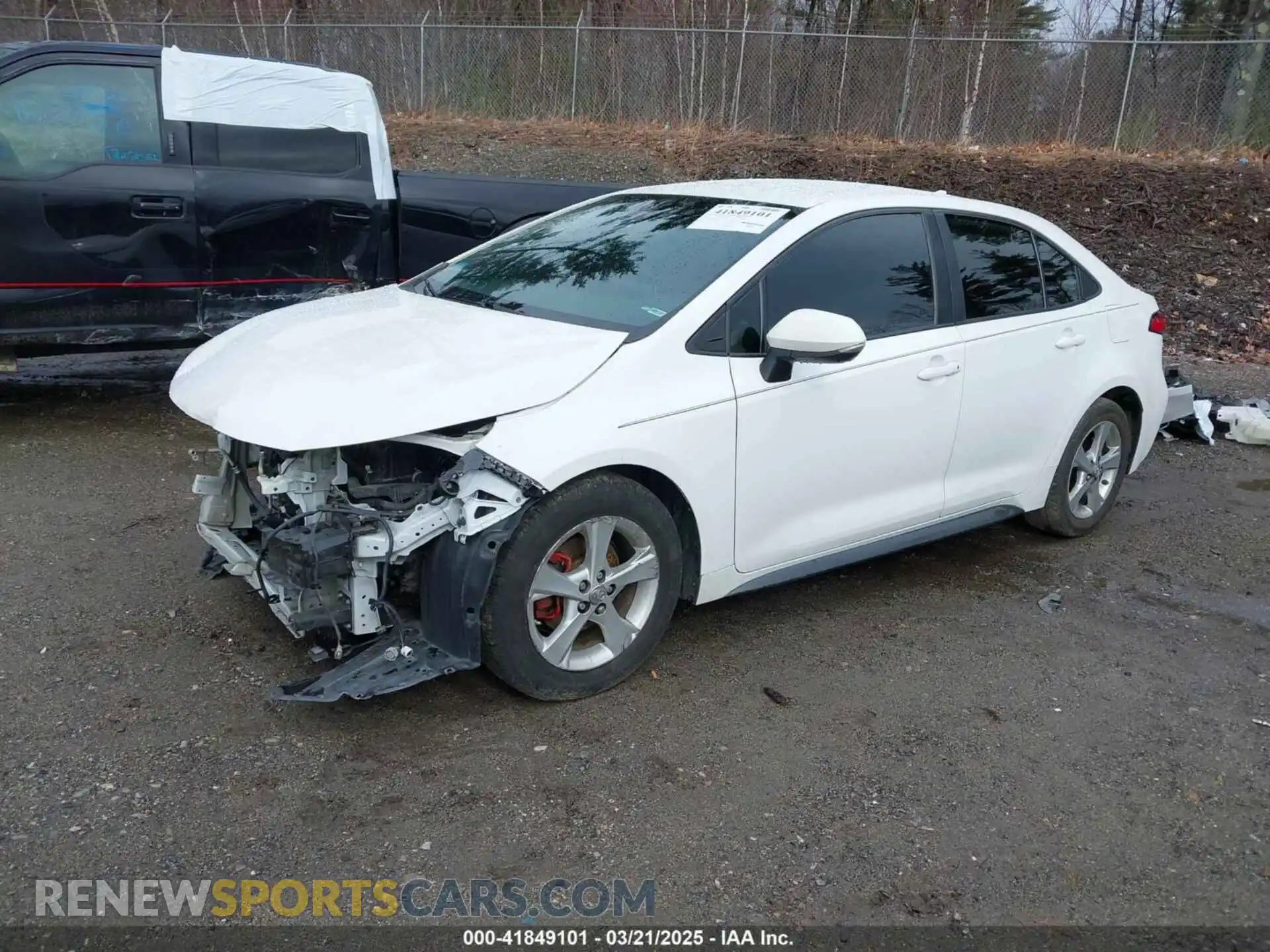 2 Photograph of a damaged car 5YFS4RCE7LP026260 TOYOTA COROLLA 2020