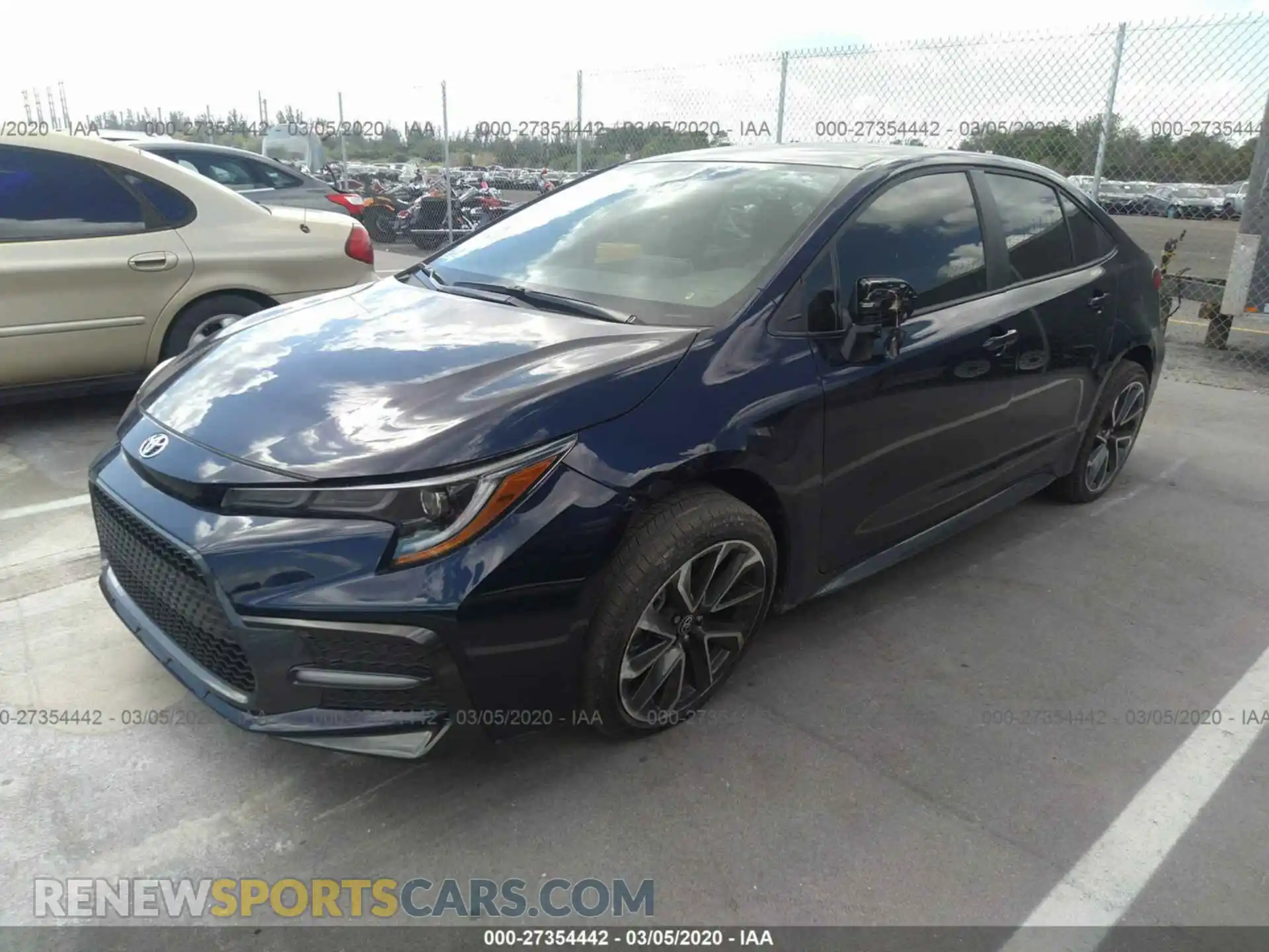 2 Photograph of a damaged car 5YFS4RCE7LP033791 TOYOTA COROLLA 2020