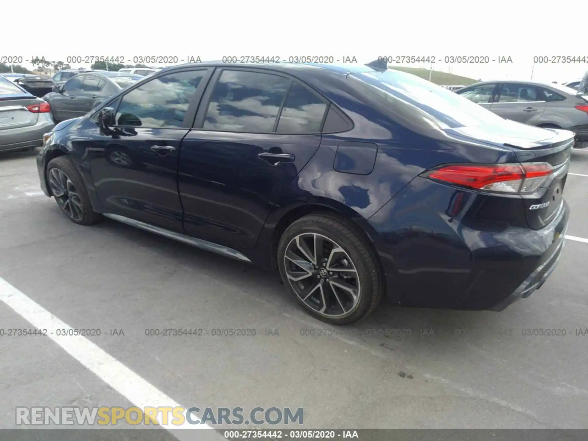 3 Photograph of a damaged car 5YFS4RCE7LP033791 TOYOTA COROLLA 2020