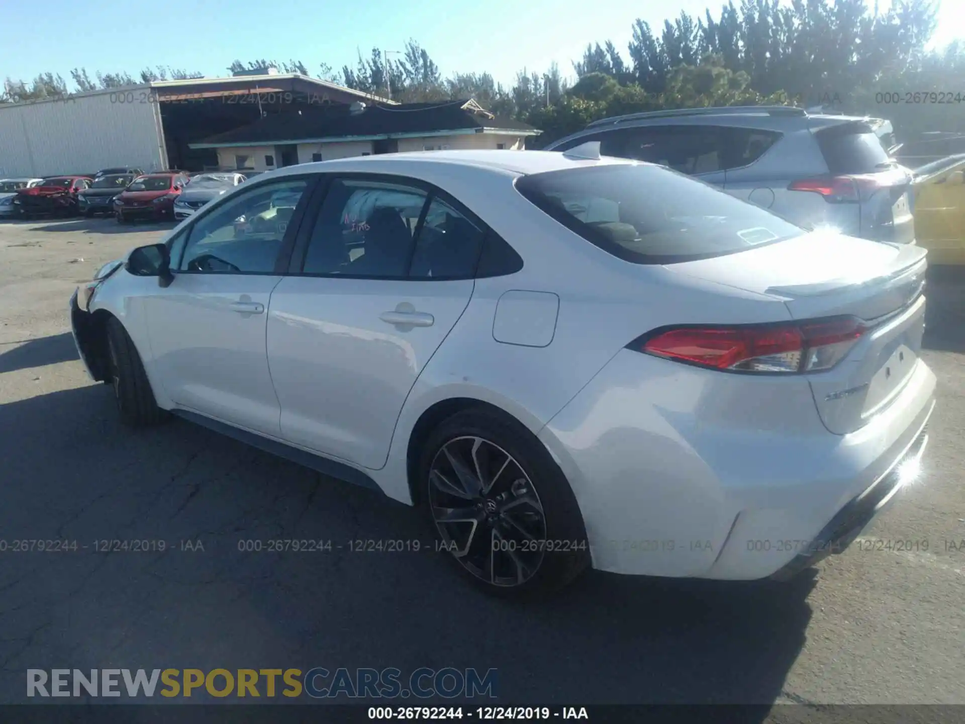 3 Photograph of a damaged car 5YFS4RCE7LP034777 TOYOTA COROLLA 2020
