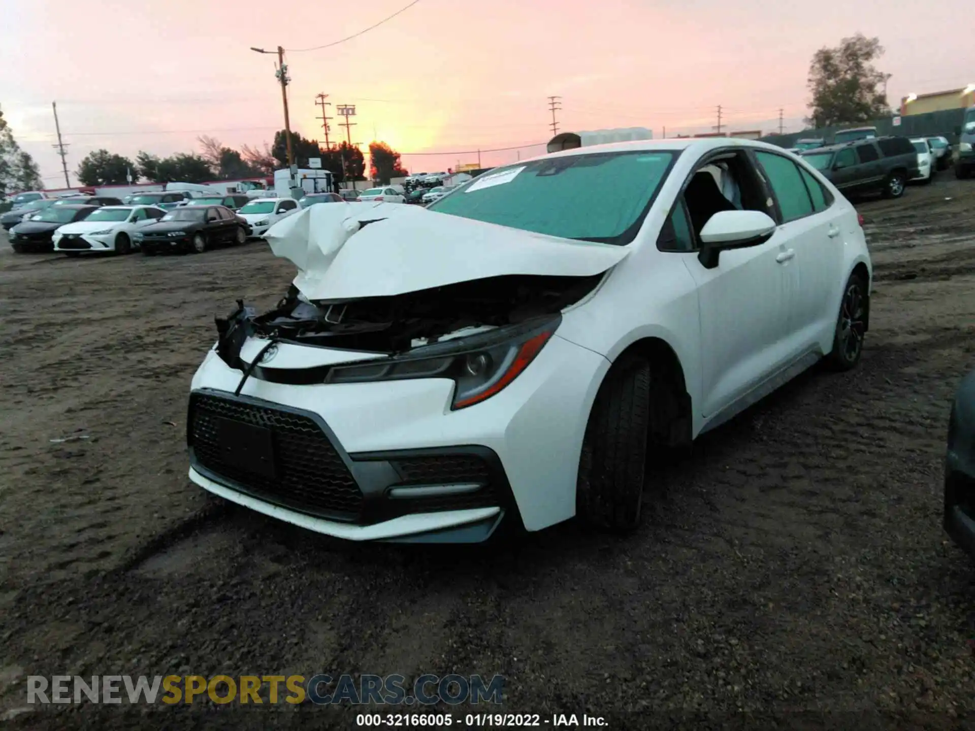2 Photograph of a damaged car 5YFS4RCE7LP047318 TOYOTA COROLLA 2020