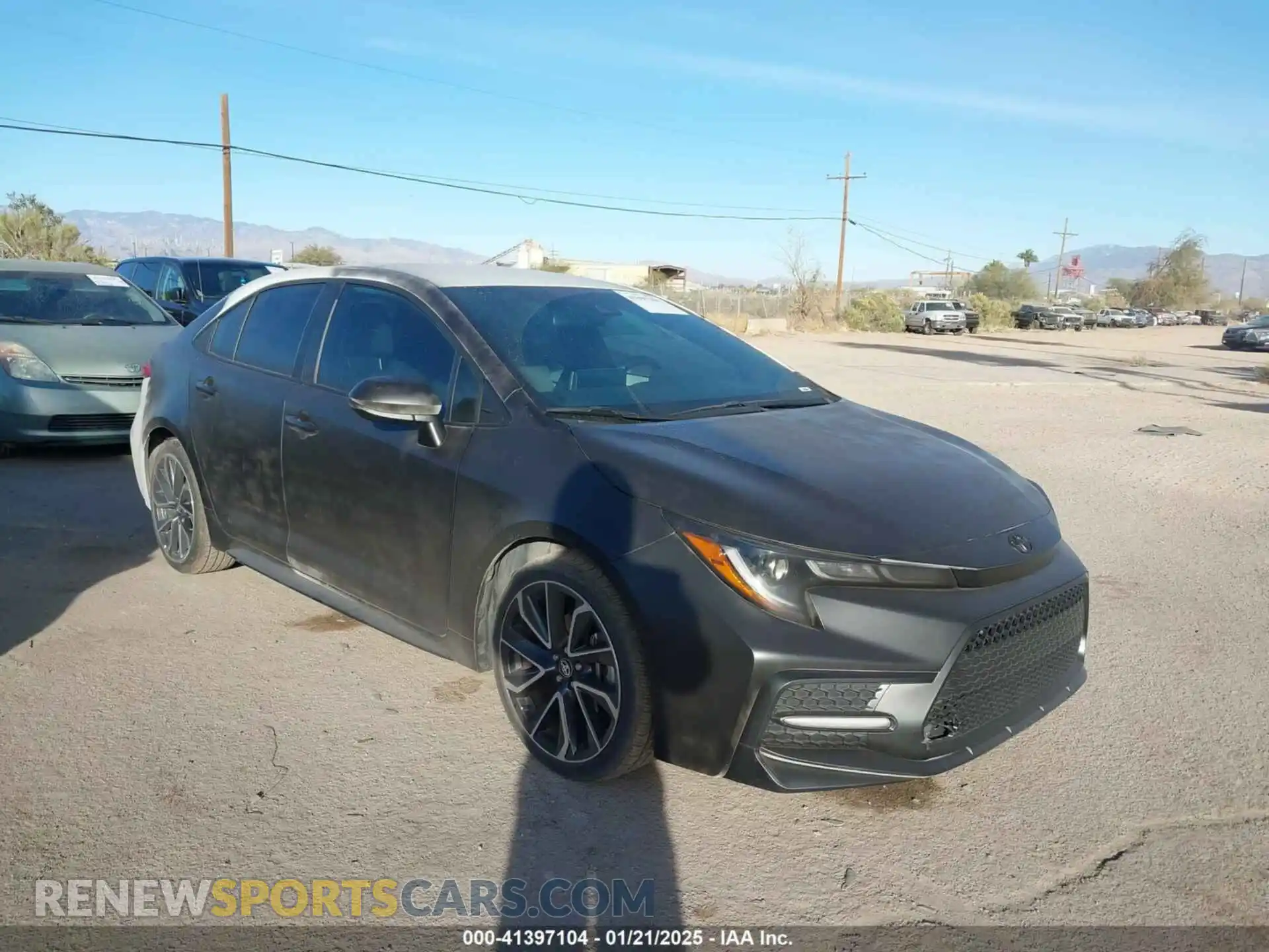 1 Photograph of a damaged car 5YFS4RCE7LP049411 TOYOTA COROLLA 2020