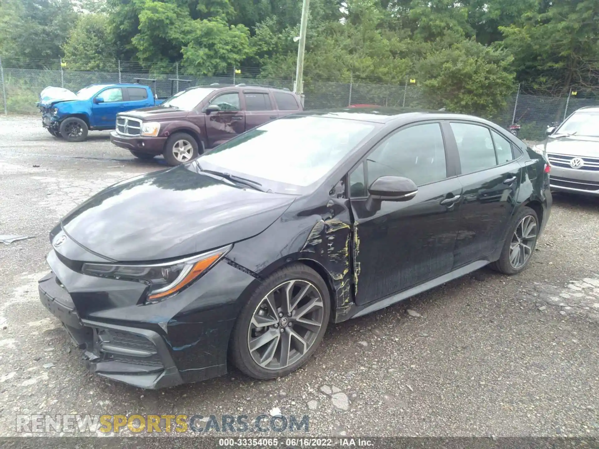 2 fotografías del automóvil dañado 5YFS4RCE8LP012447 TOYOTA COROLLA 2020