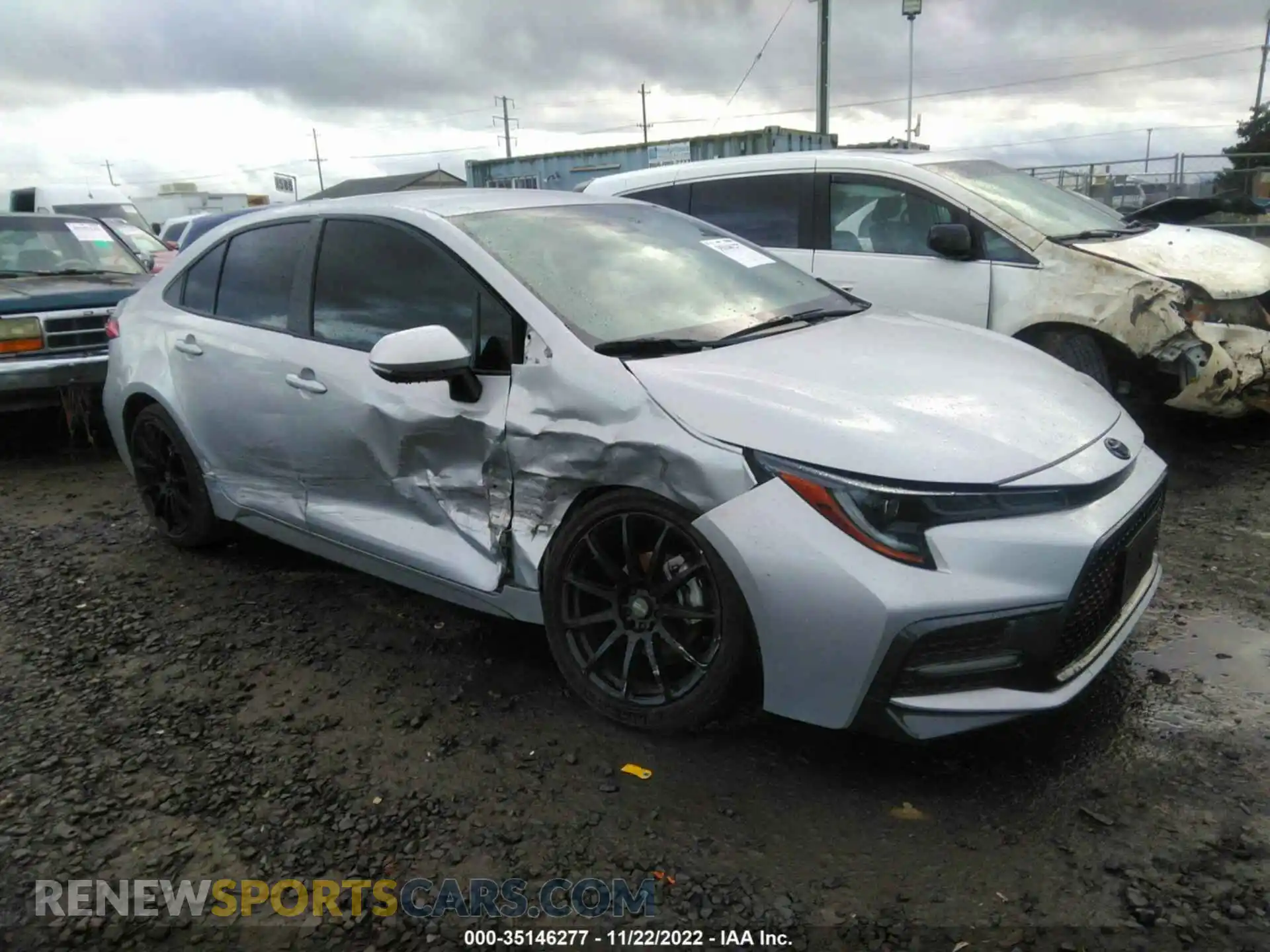 1 Photograph of a damaged car 5YFS4RCE8LP019429 TOYOTA COROLLA 2020