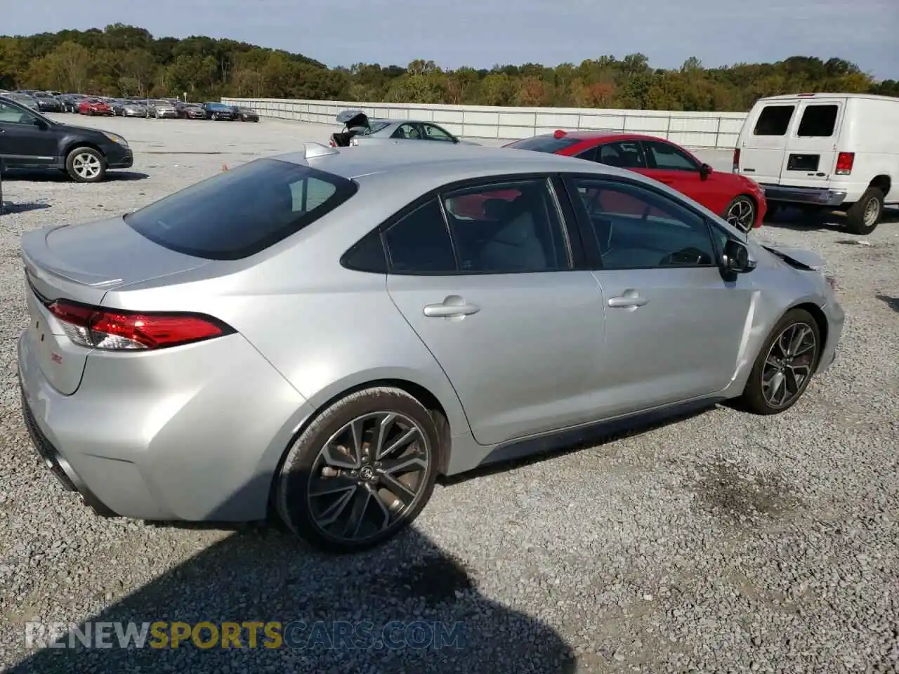 3 Photograph of a damaged car 5YFS4RCE8LP027045 TOYOTA COROLLA 2020