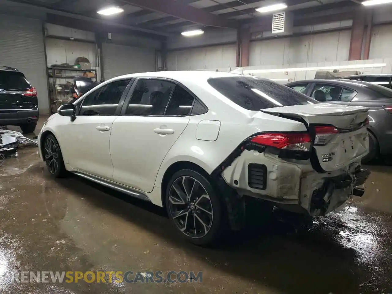 2 Photograph of a damaged car 5YFS4RCE8LP048817 TOYOTA COROLLA 2020